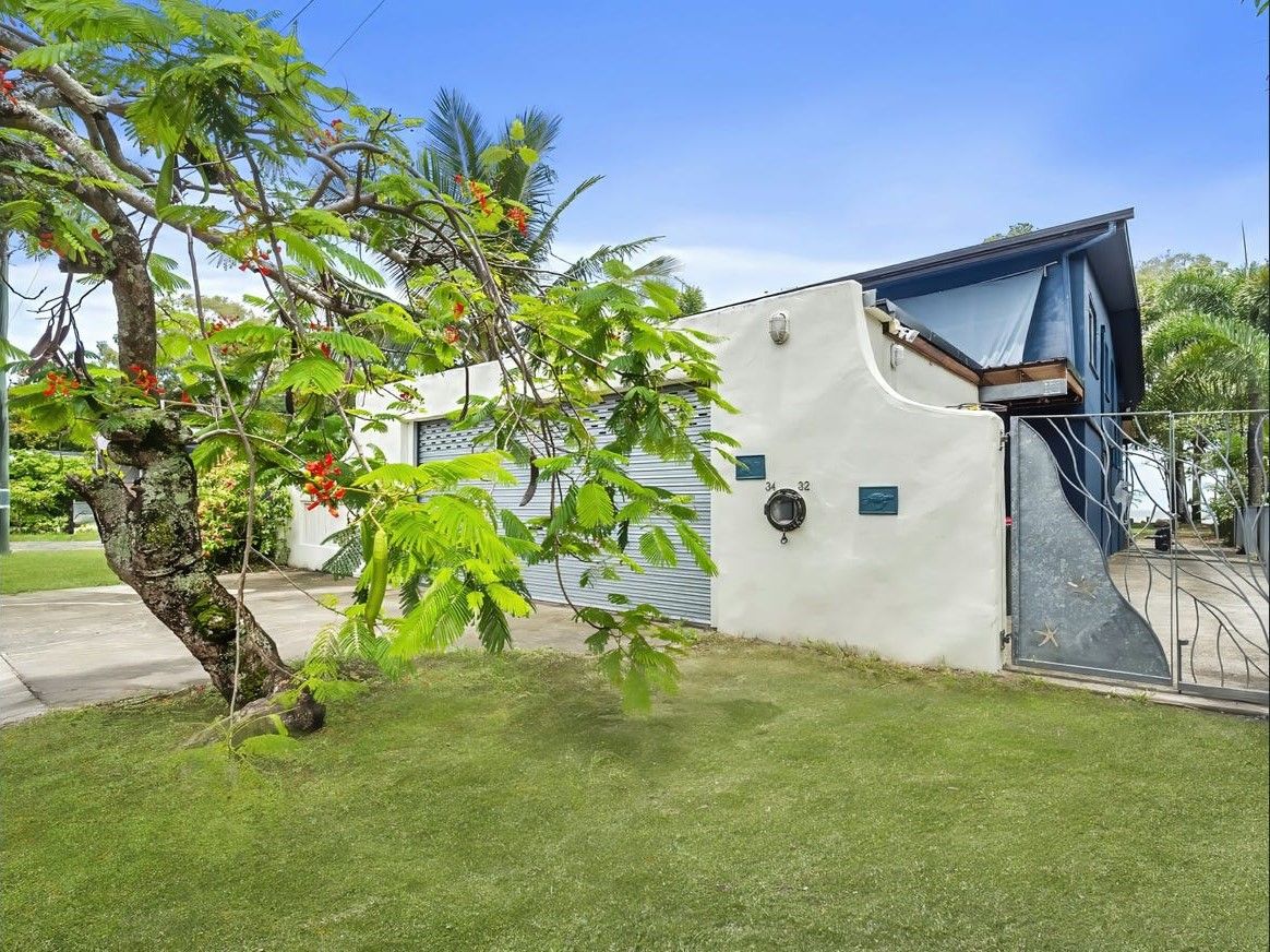 34 Poinsettia Street, Holloways Beach, QLD 4878