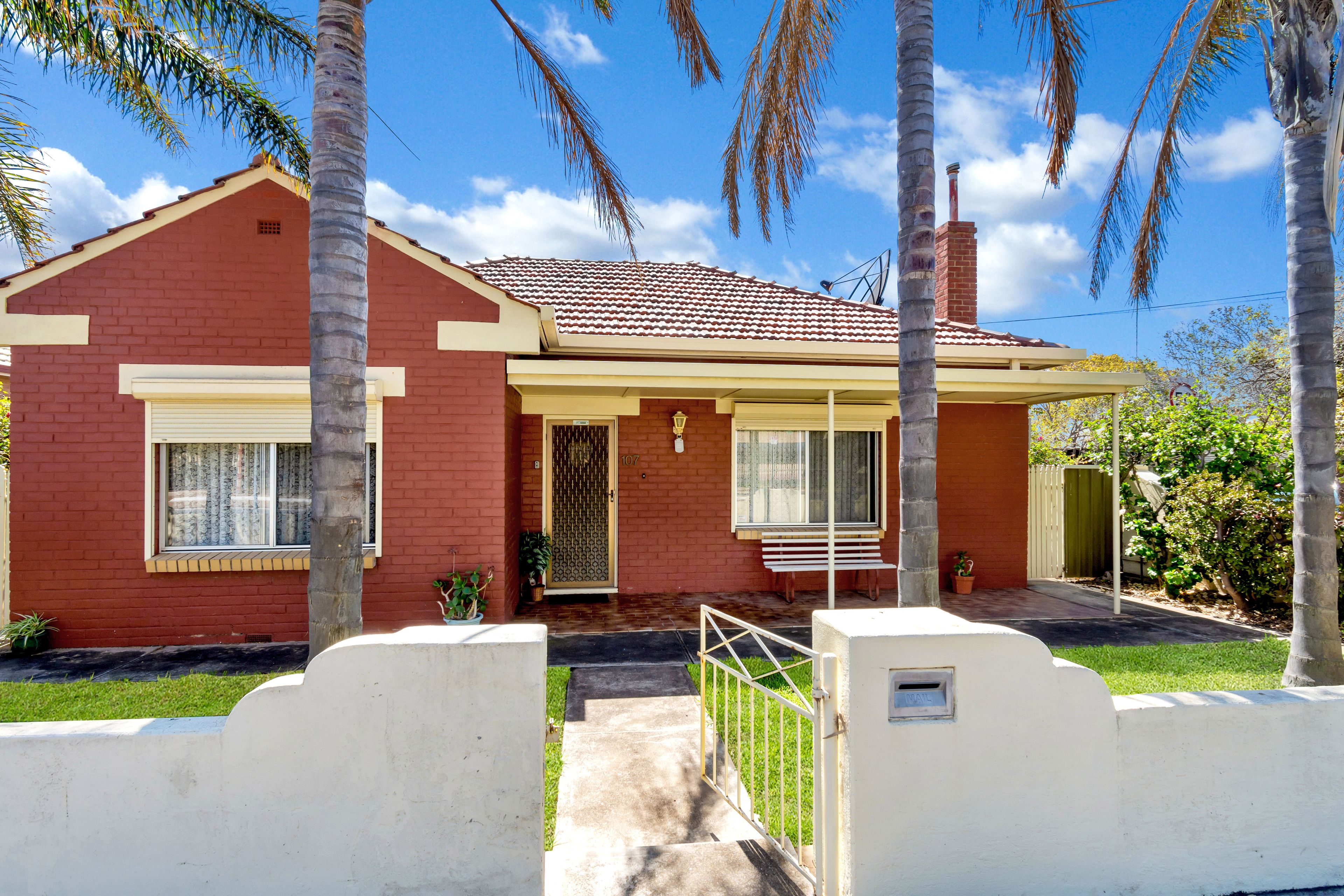 107 Hart Street, Semaphore SA 5019