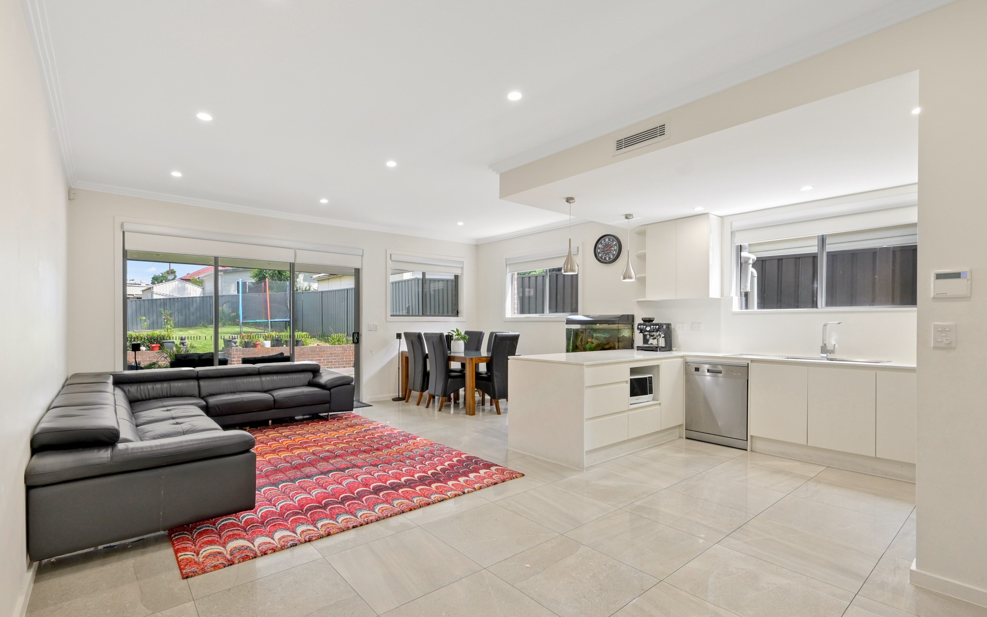 8a Hilltop Crescent, Campbelltown, NSW 2560