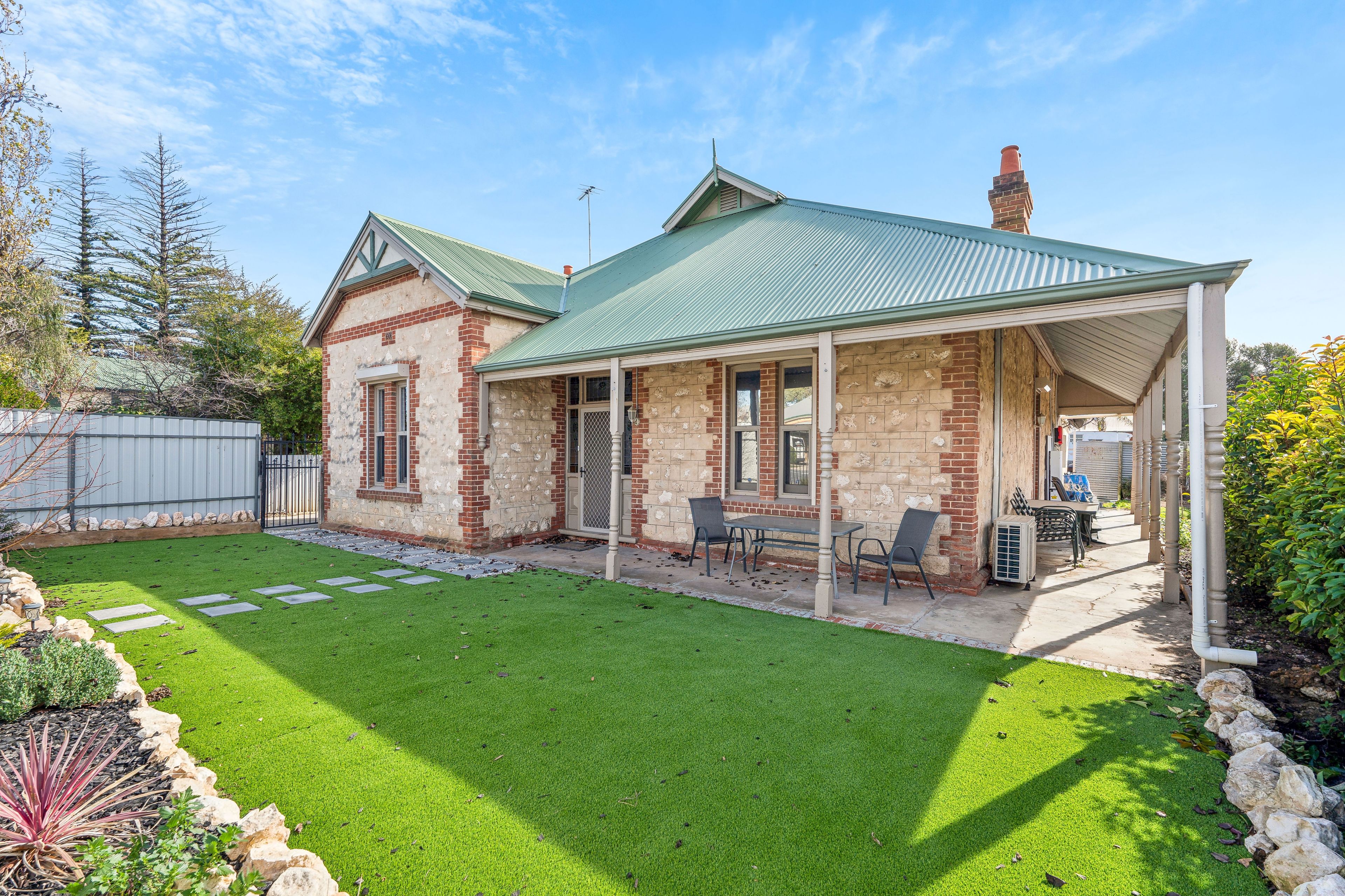 73 Adelaide Road, Murray Bridge, SA 5253