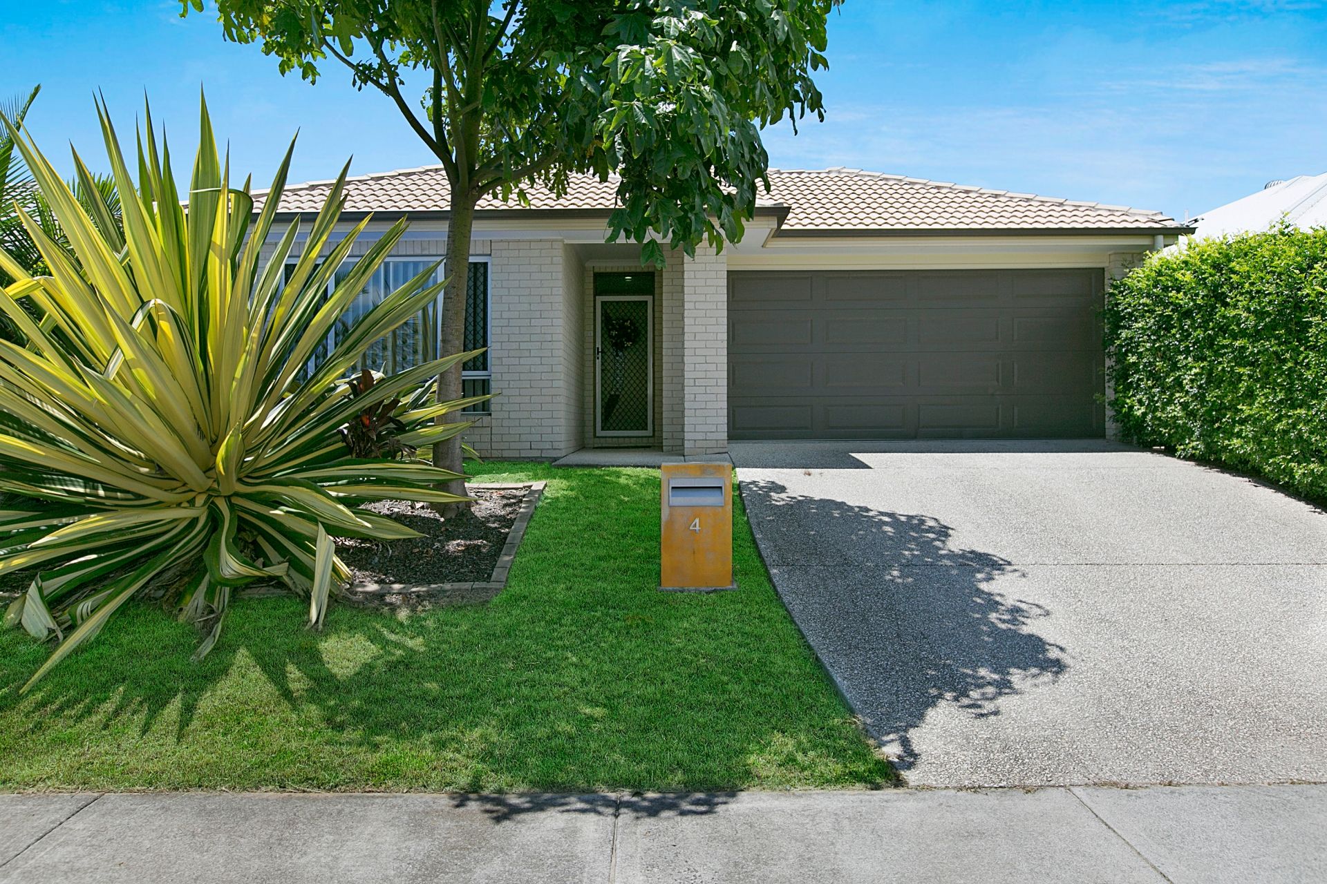 4 Gair Street, North Lakes, QLD 4509