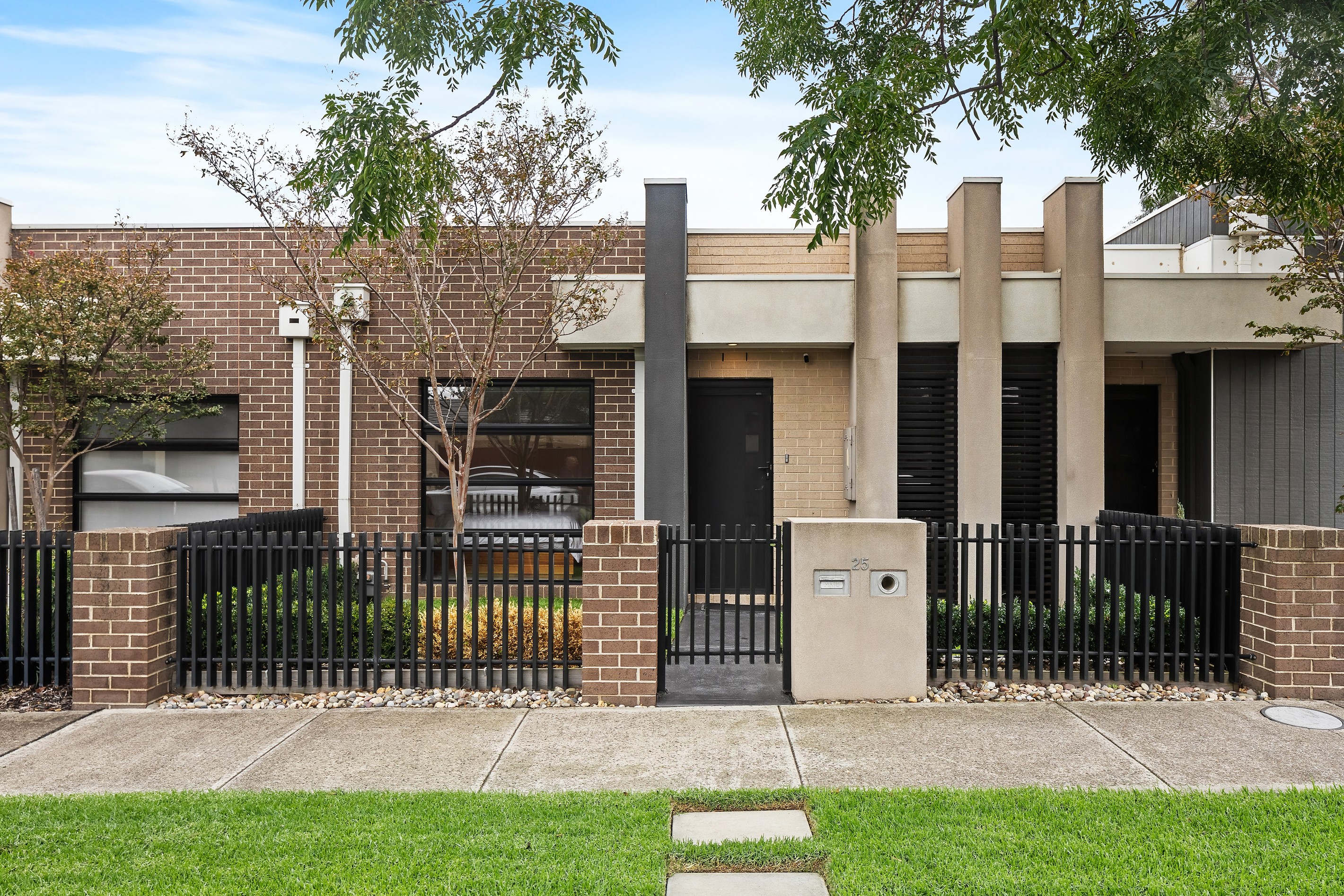 25 Pontoon Street, Lalor, VIC 3075