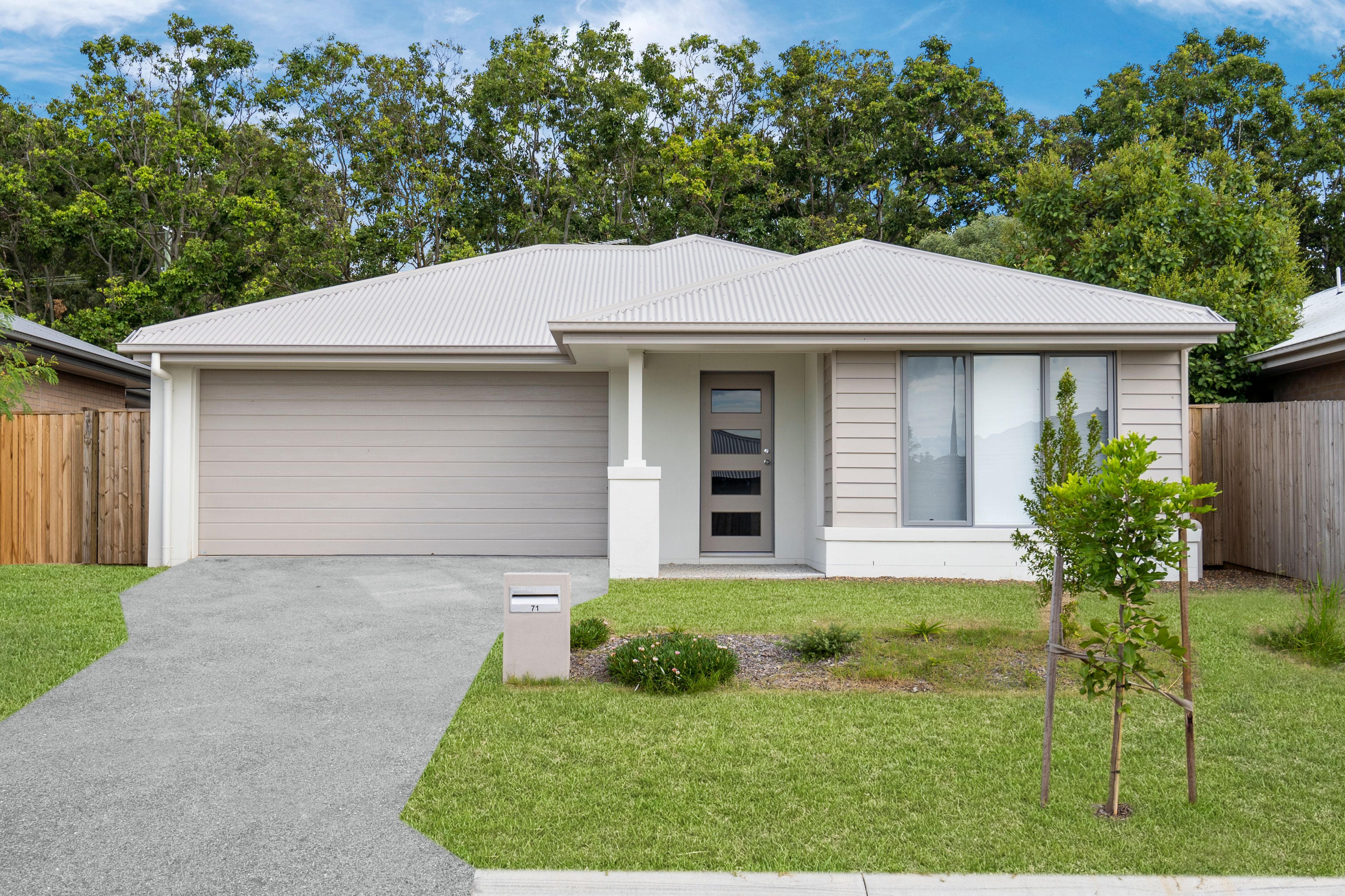 71 Malachite Drive, Logan Reserve, QLD 4133 - Sold House - Ray White ...