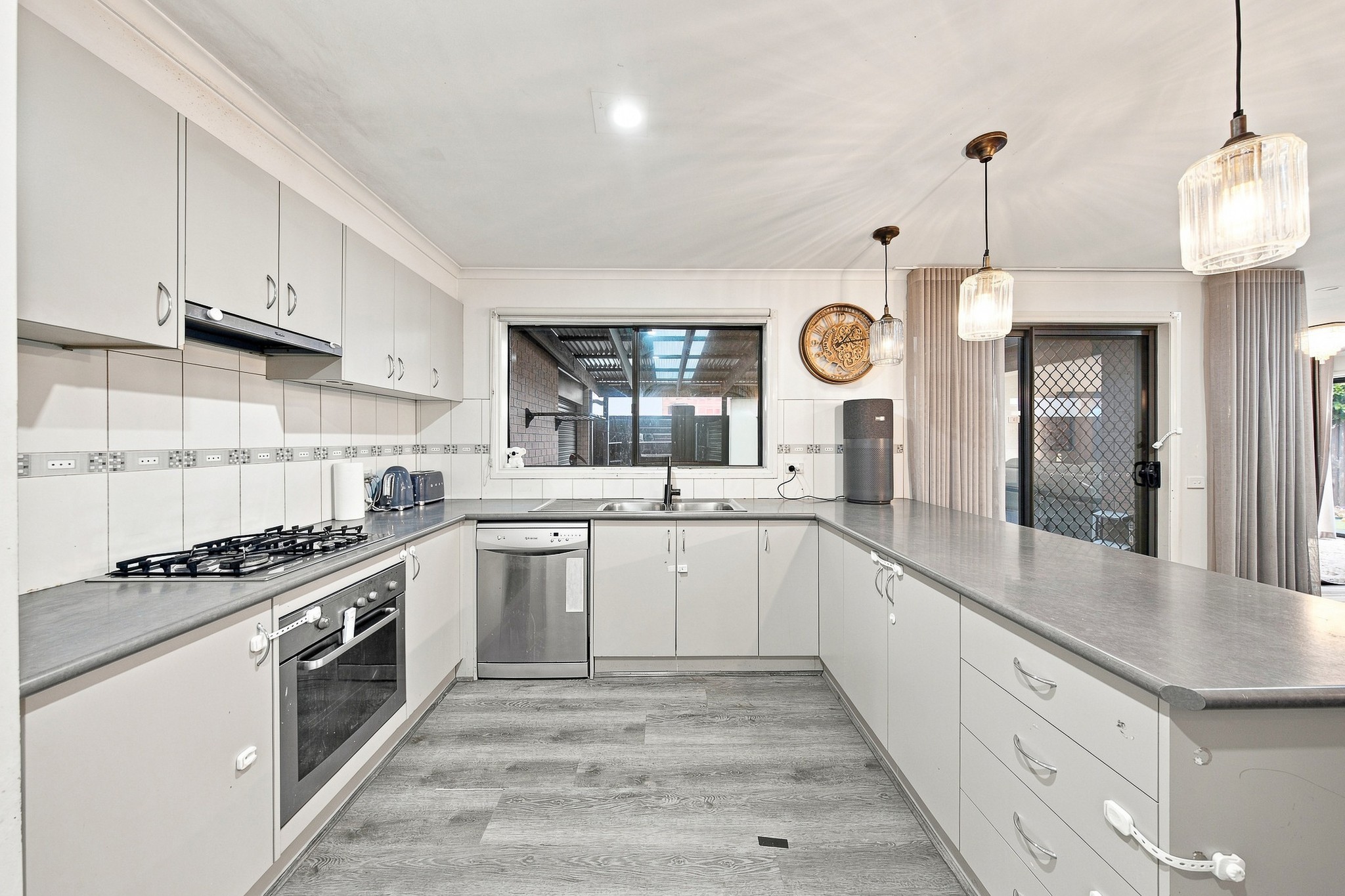 3 Baltic Way, Cranbourne West, VIC 3977