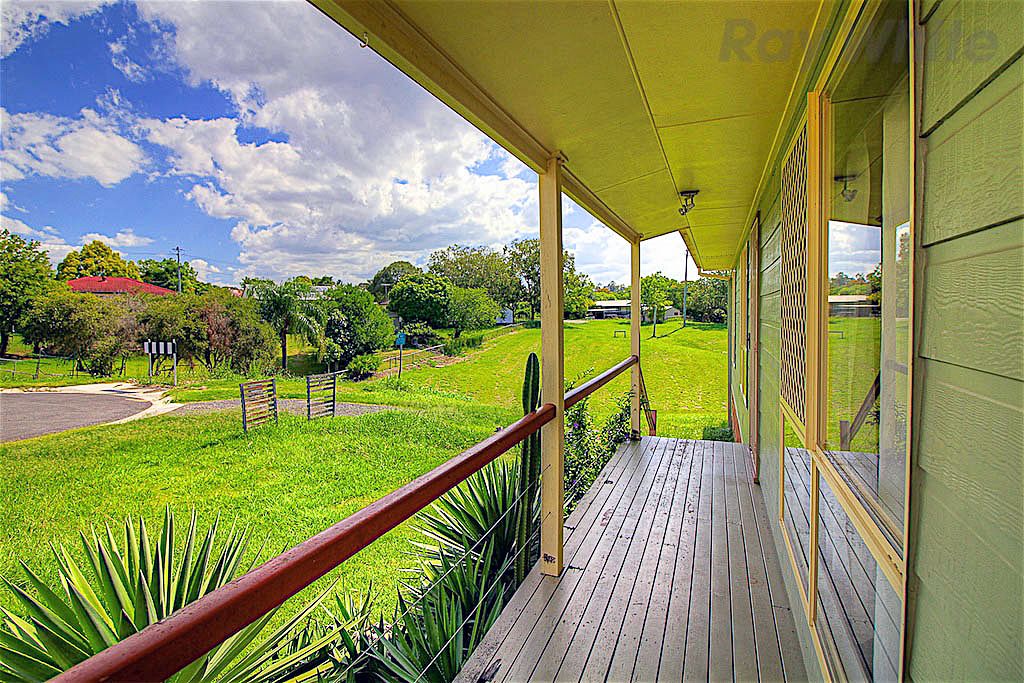 4 Bremer Parade, Basin Pocket, QLD 4305