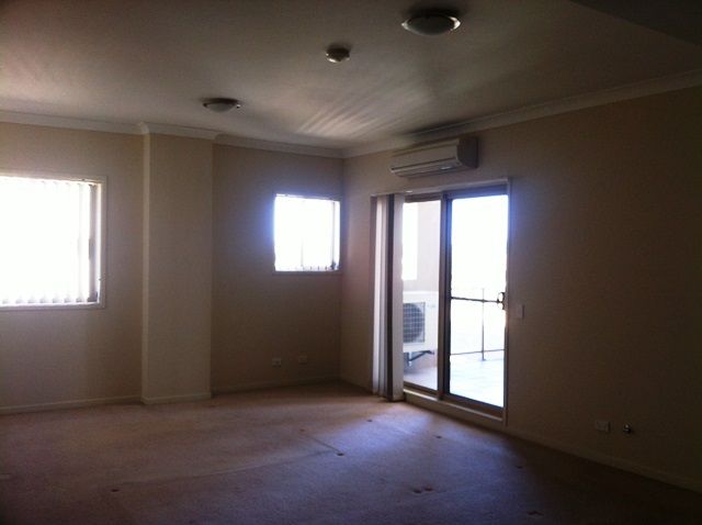 27/17 Warby Street, Campbelltown, NSW 2560
