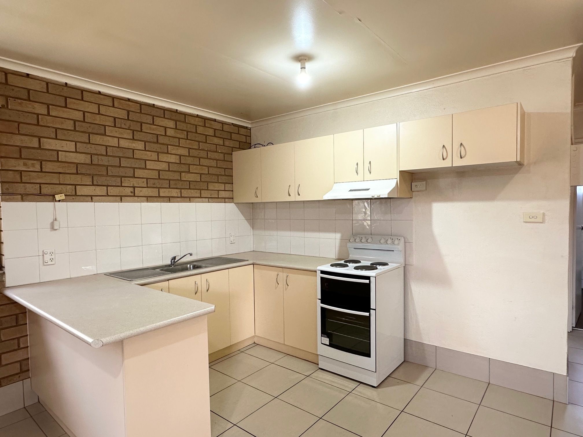 8/234 WAKADEN Street, Griffith, NSW 2680
