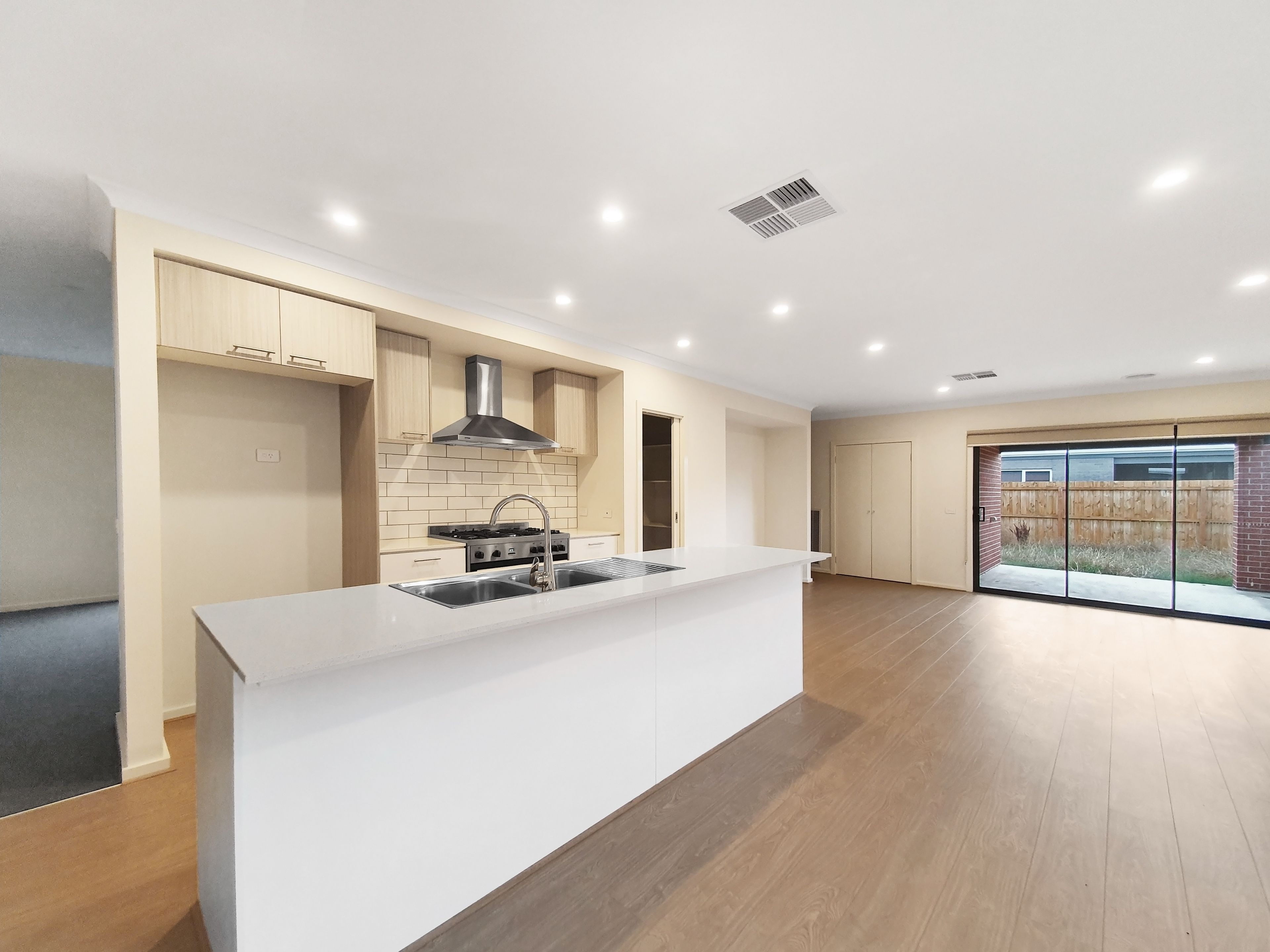 38 Iris Loop, Armstrong Creek, VIC 3217