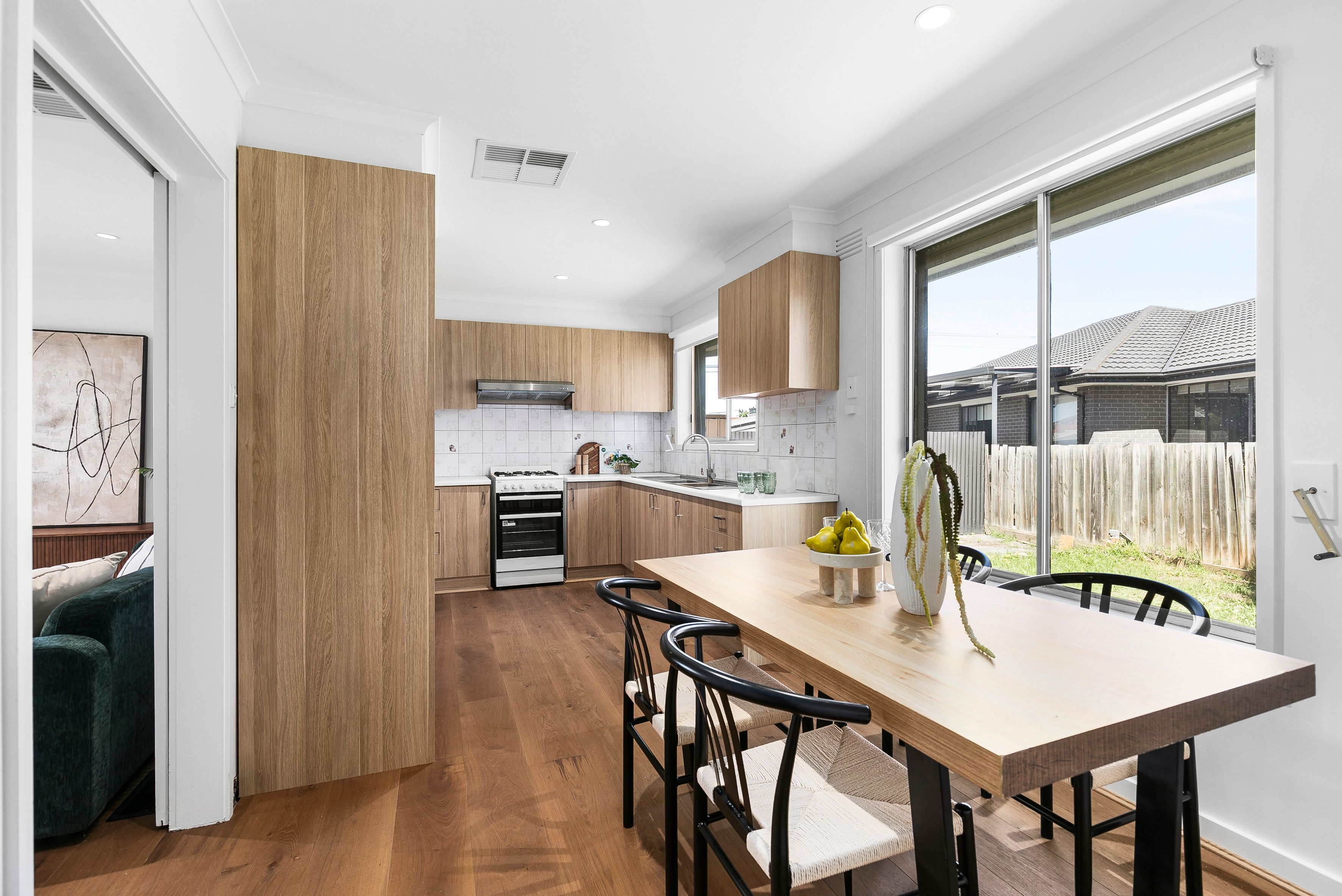 3 Mont Albert Drive — photo 8 of 15