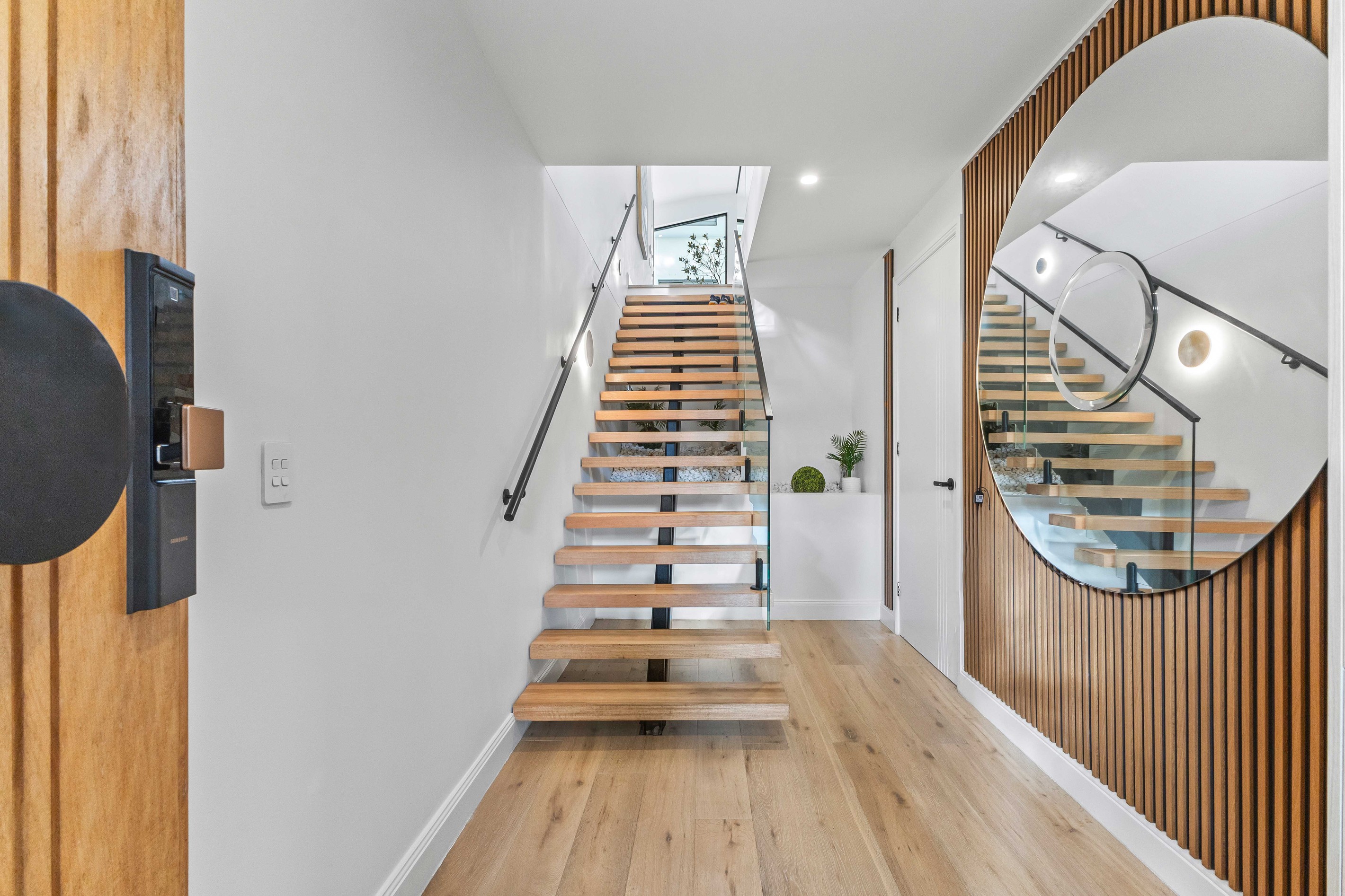 5 Raphael Drive, Hornsby Heights, NSW 2077