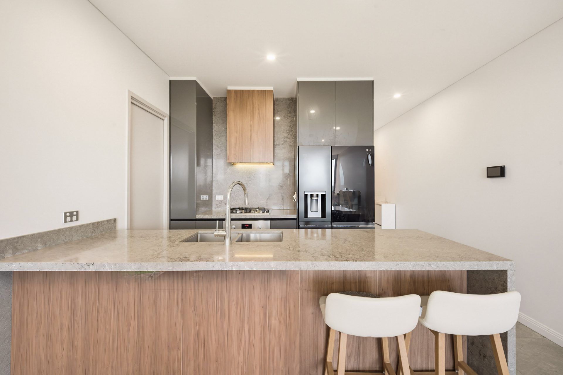 1137/180 George Street — photo 4 of 9