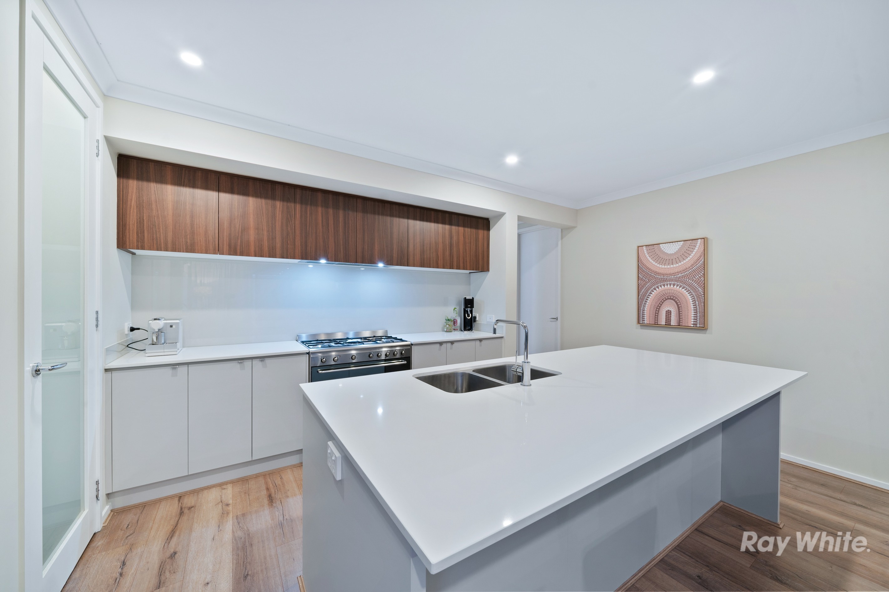 10 Forest Road, Greenbank, QLD 4124