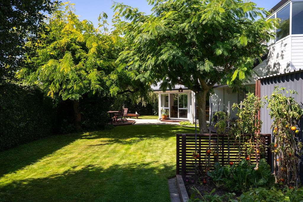 82A Withells Road photo 42