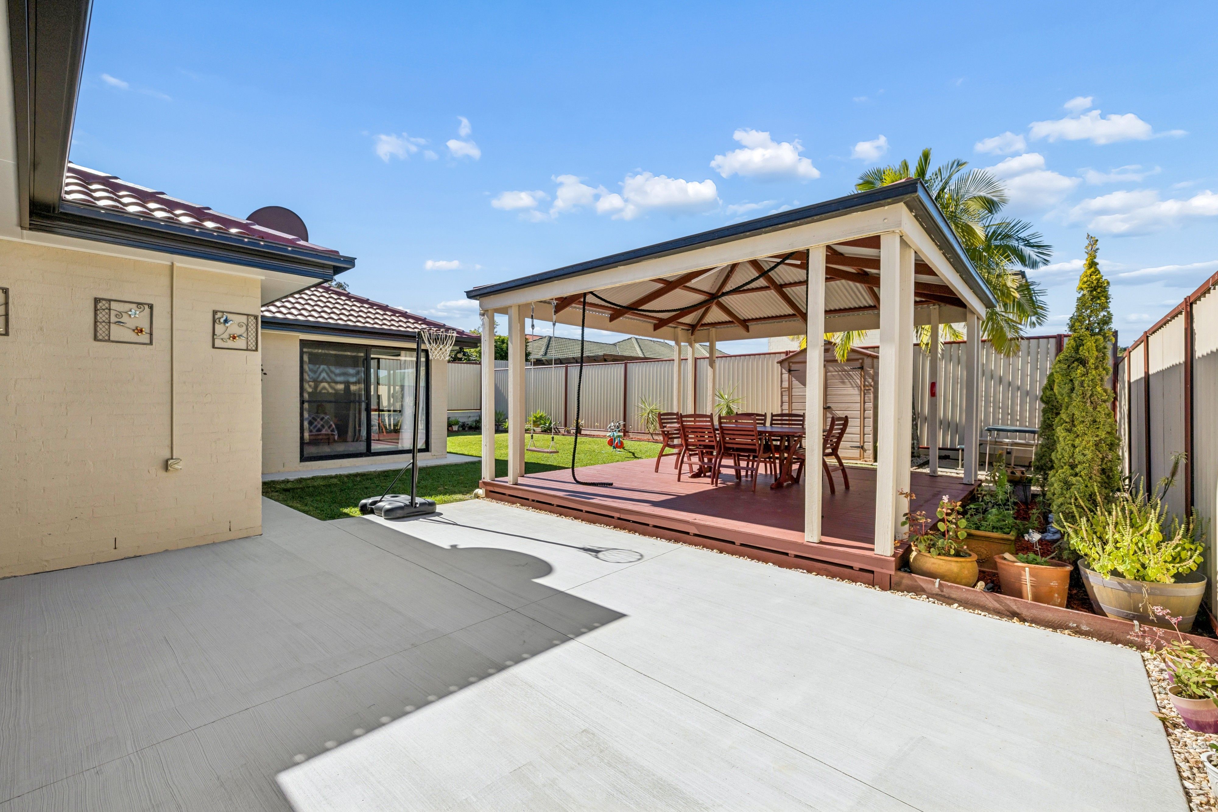 55 Silvester Street — photo 15 of 25