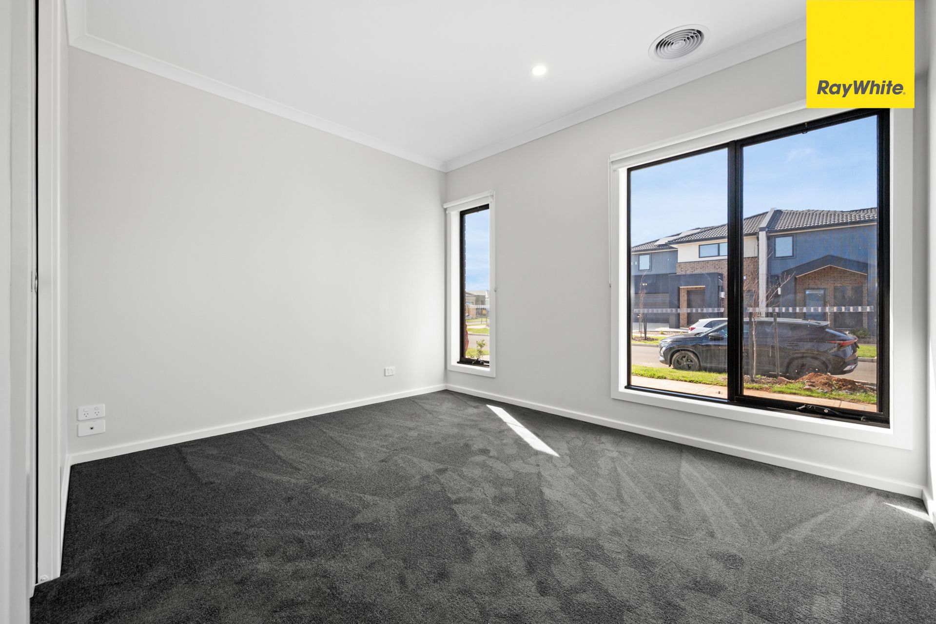 36 Salters Street, THORNHILL PARK, VIC 3335