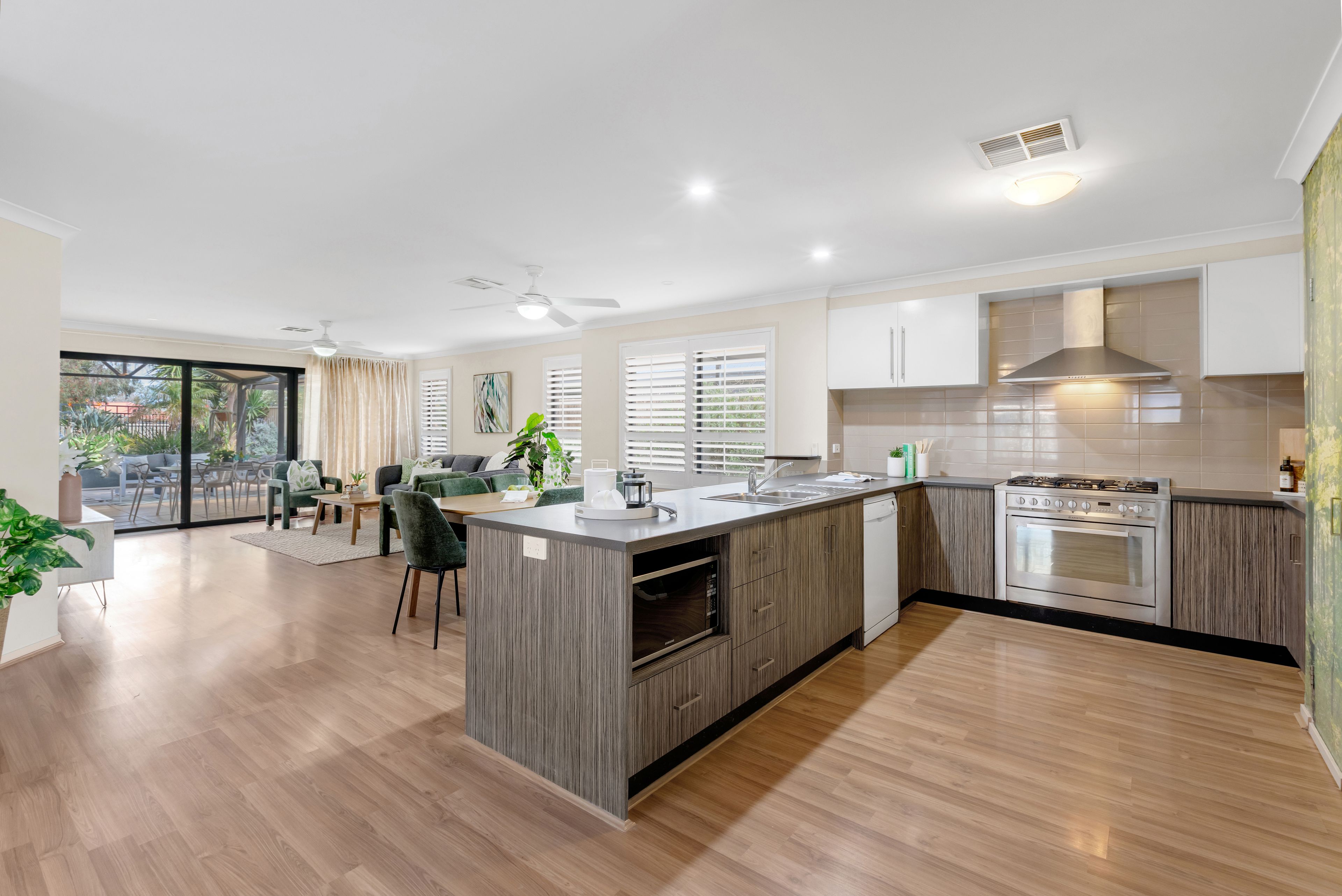 35 Saxon Street — photo 8 of 30