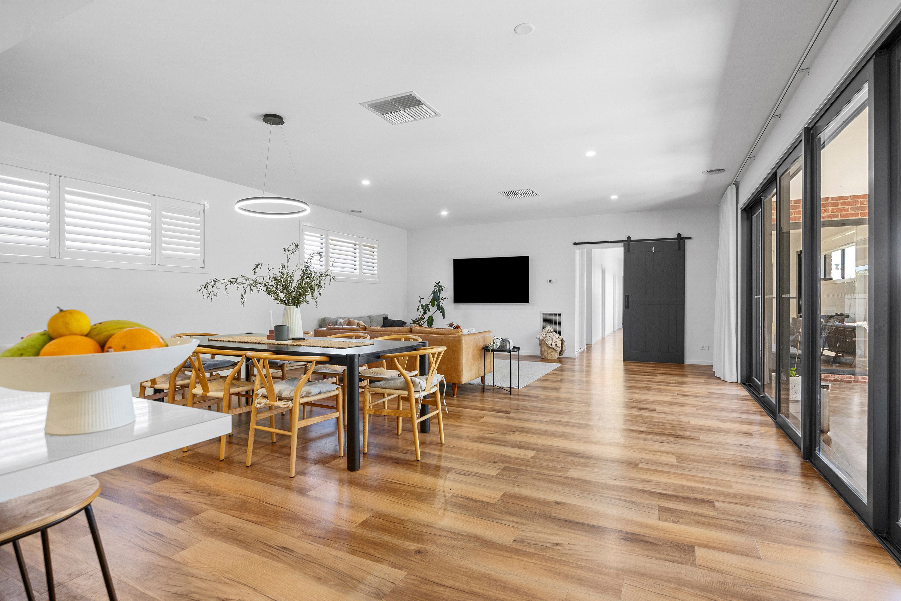 21 Durif Drive — photo 4 of 22