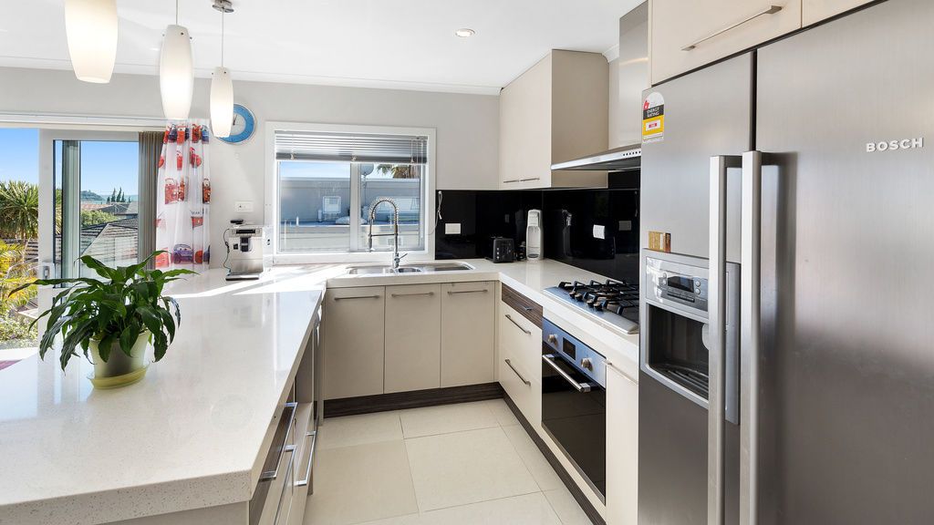 17a Waller Avenue, Bucklands Beach, Manukau City