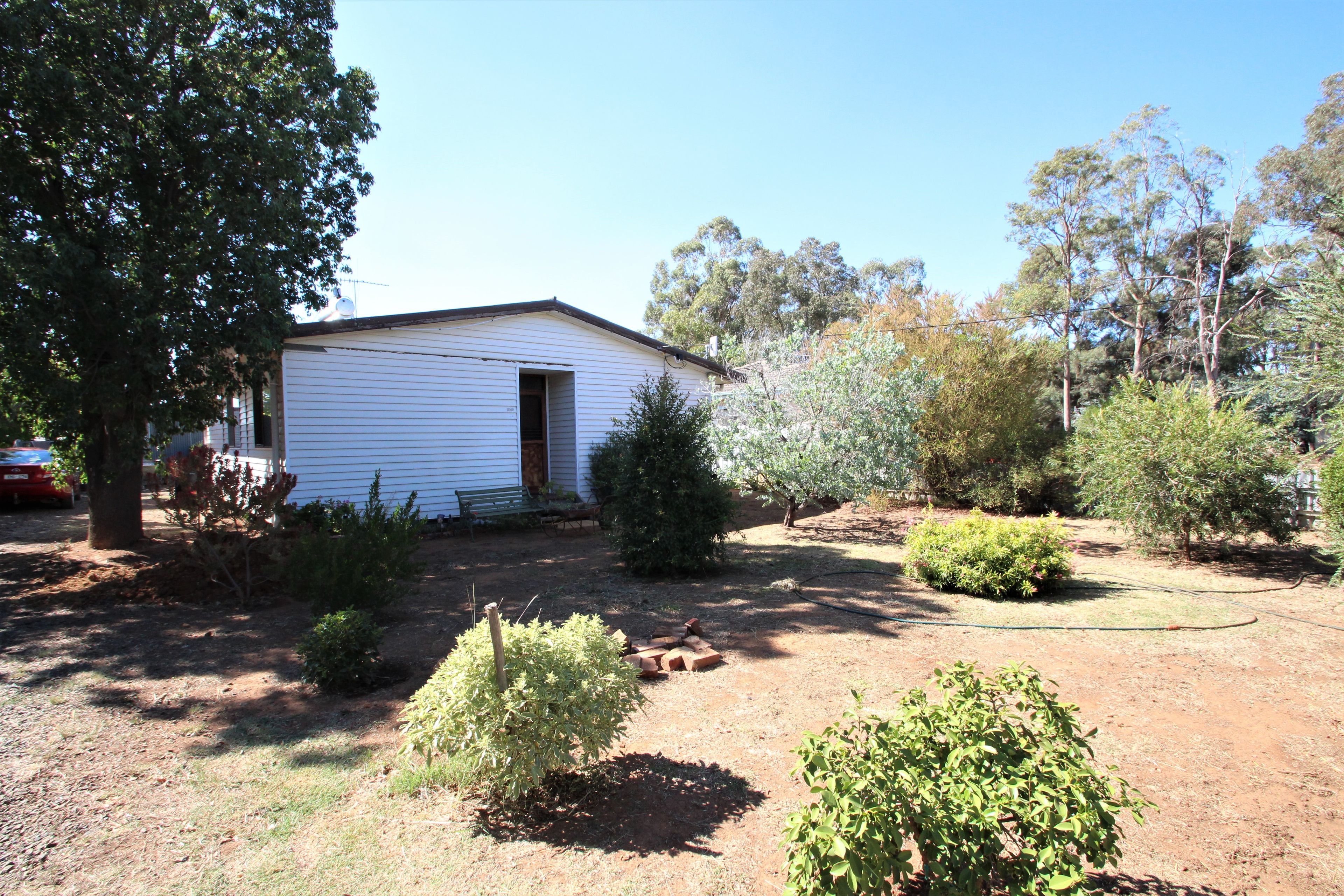 8 Buddee Street, Katamatite VIC 3649