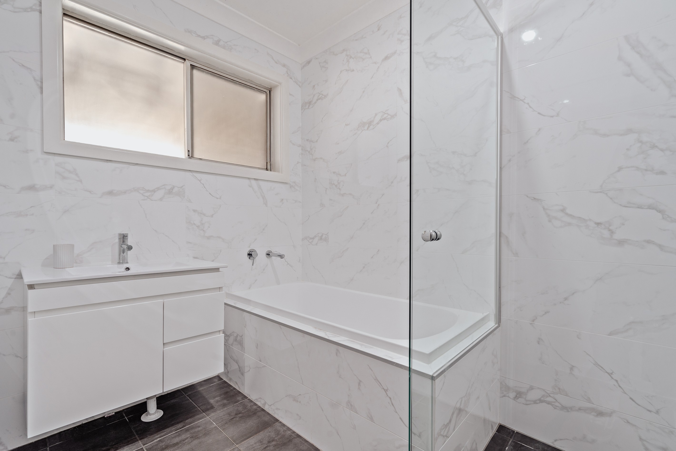 18 Arnold Avenue, St Marys, NSW 2760