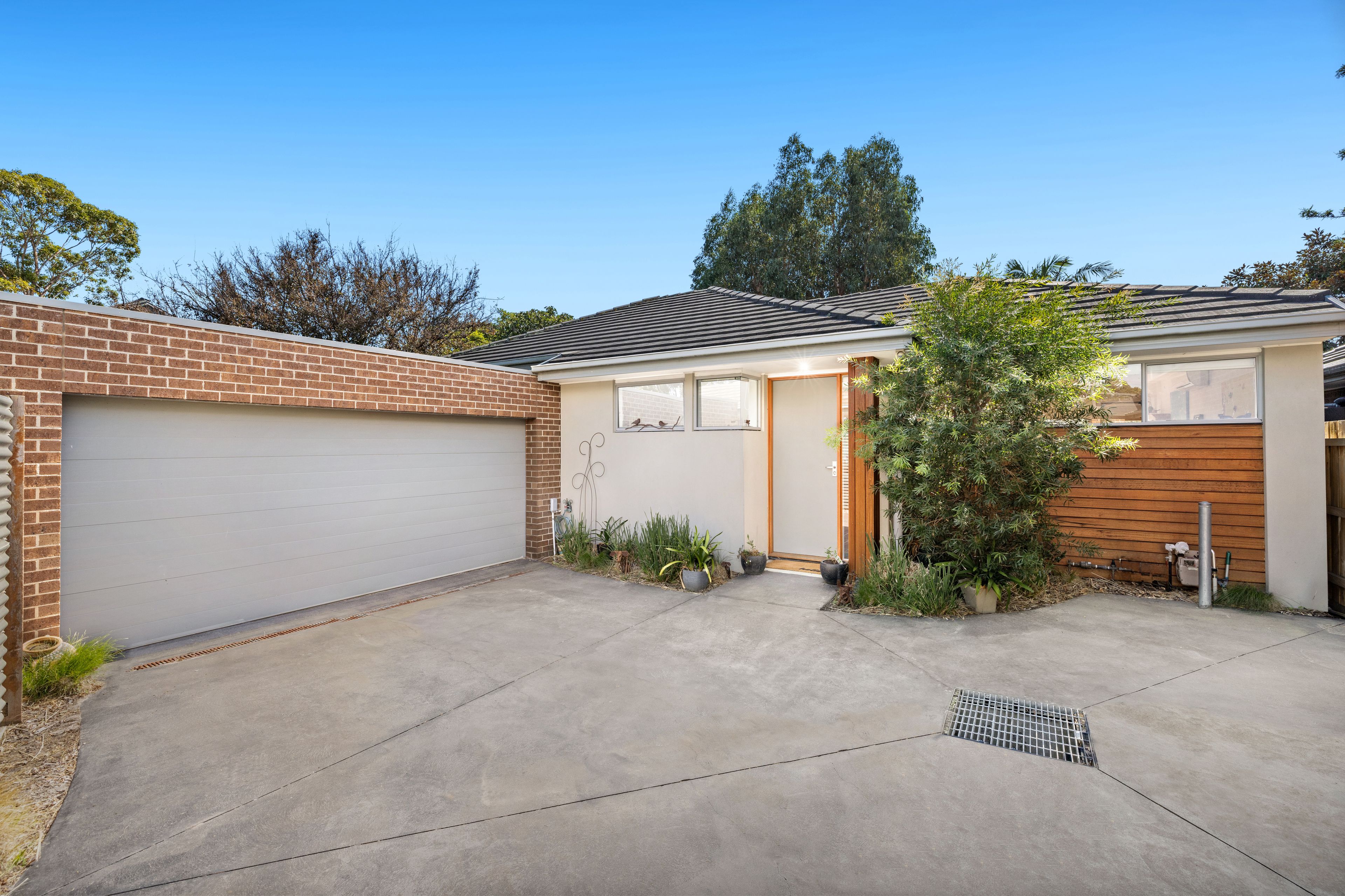 83 East Road, Seaford VIC 3198