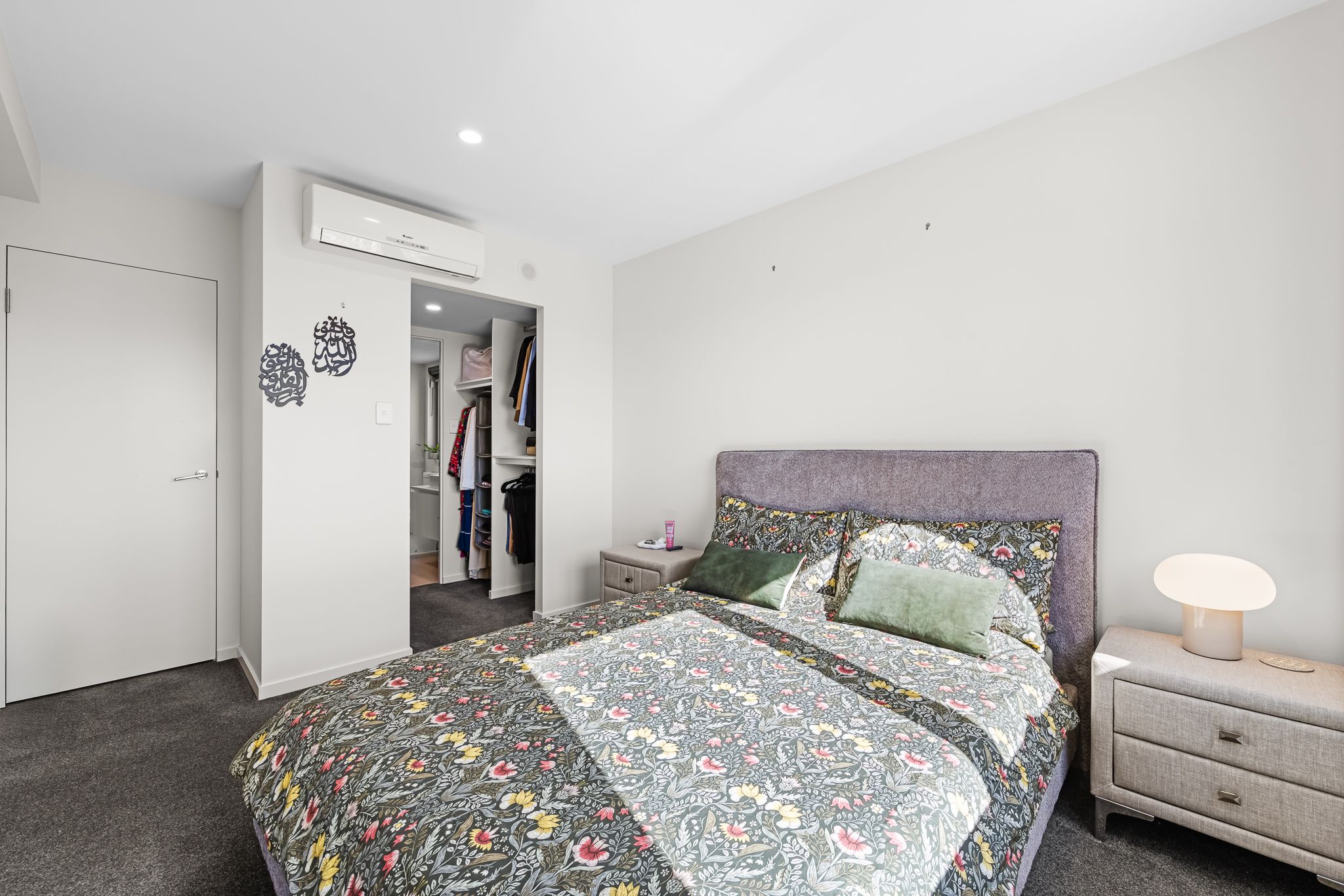 38/5 Rowe Avenue — photo 4 of 22