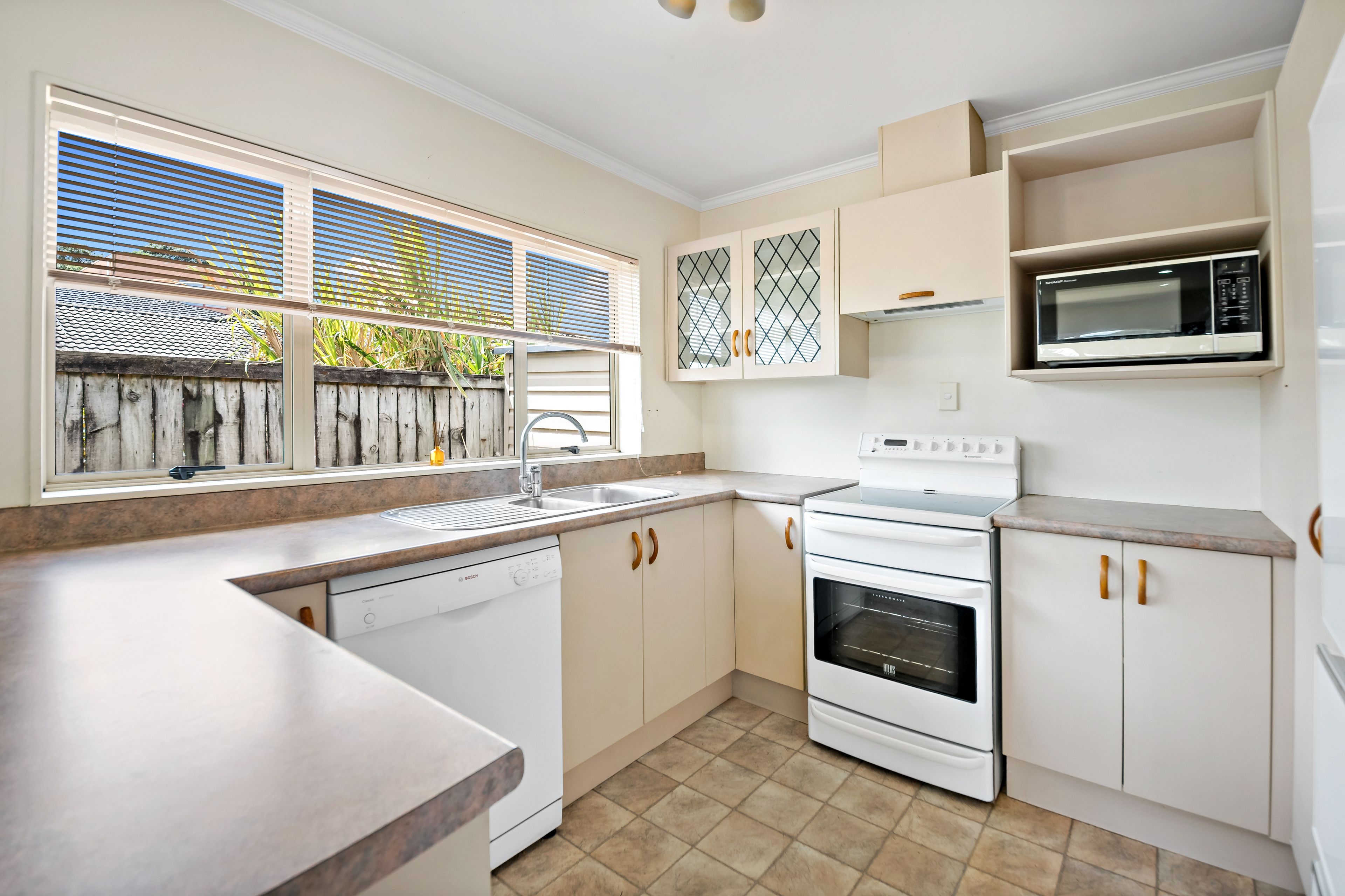 2 Hocken Place, Mangere Bridge, Manukau City