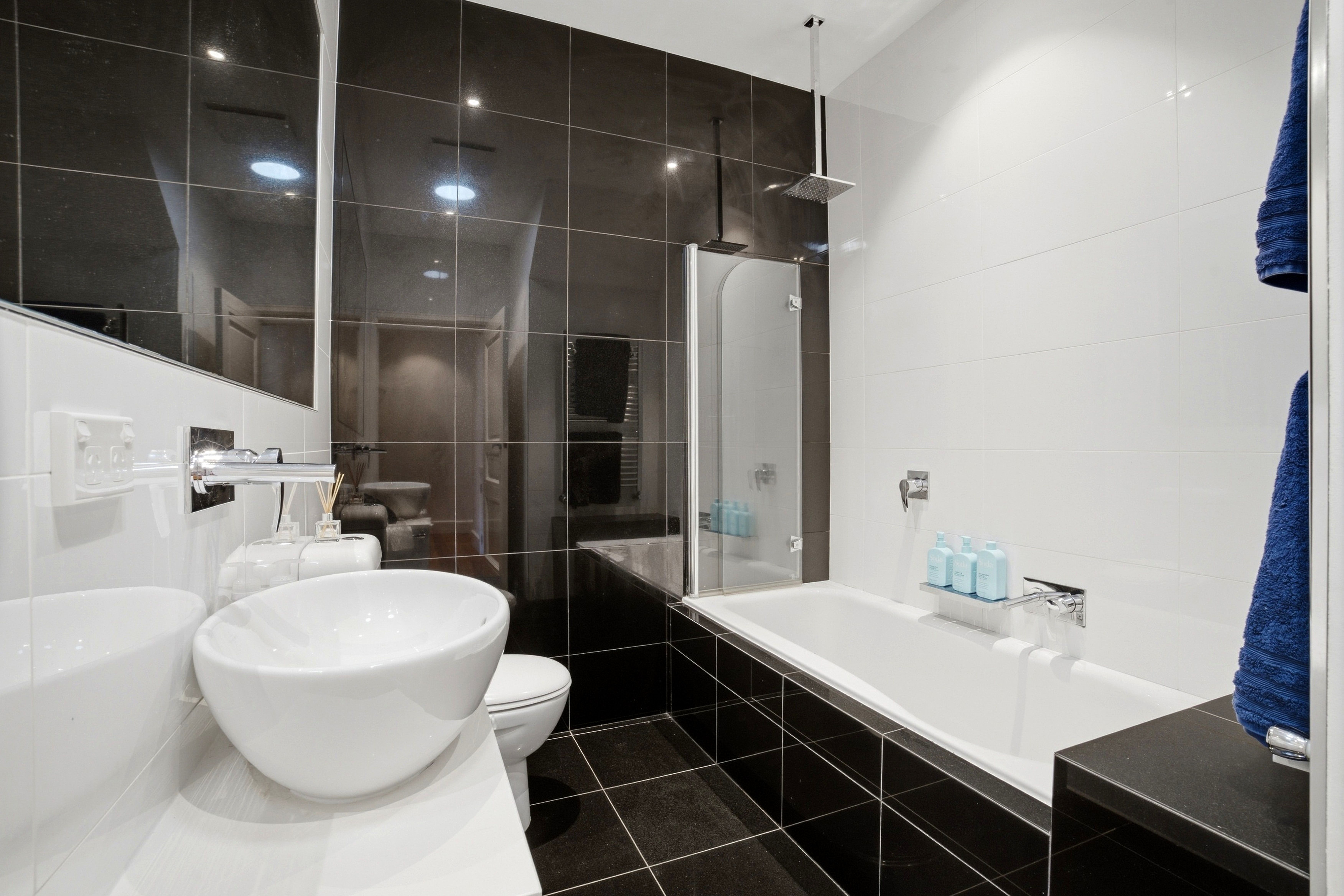 6 Ajax Street — photo 9 of 12