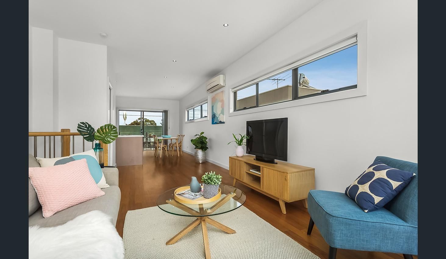 1/64 Wheatsheaf Road,, Glenroy, VIC 3046