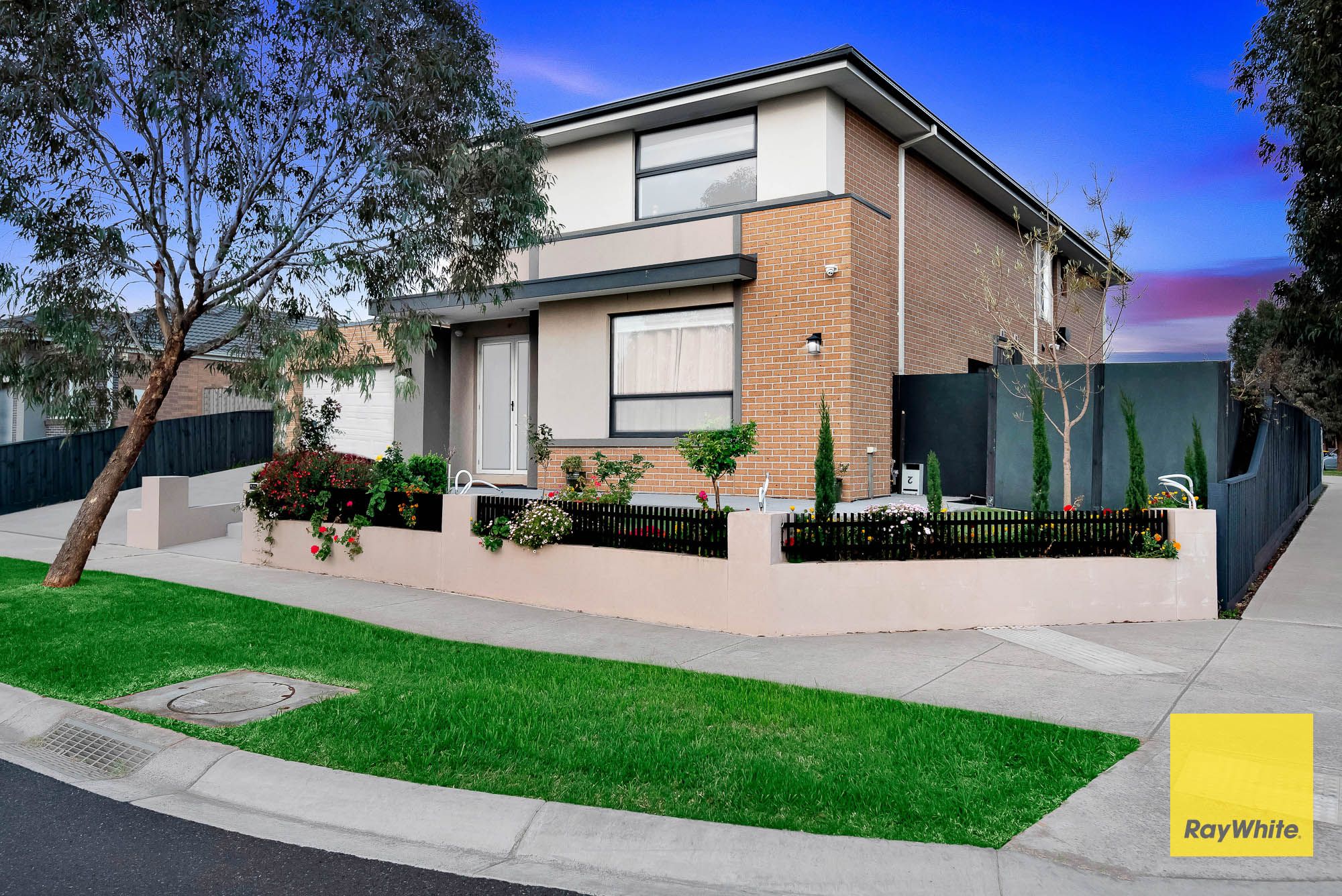 2 Distinction Crescent, Truganina, VIC 3029