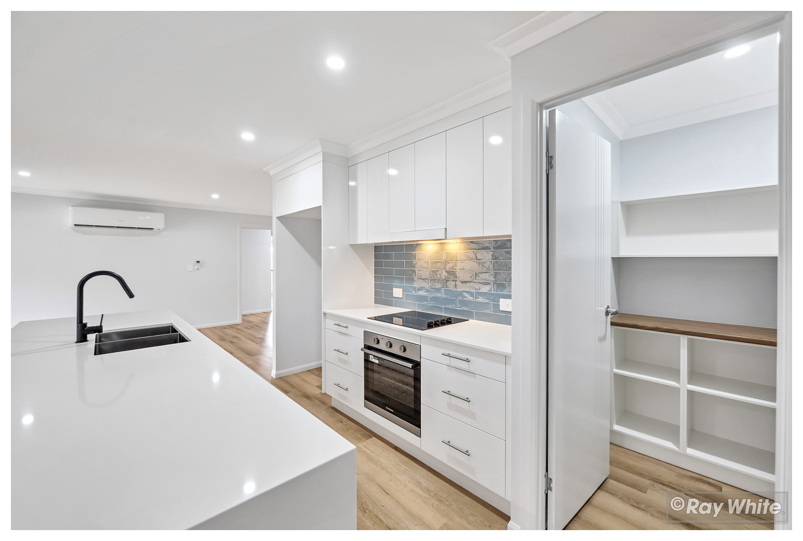 17 Wirraway Drive, Parkhurst, QLD 4702