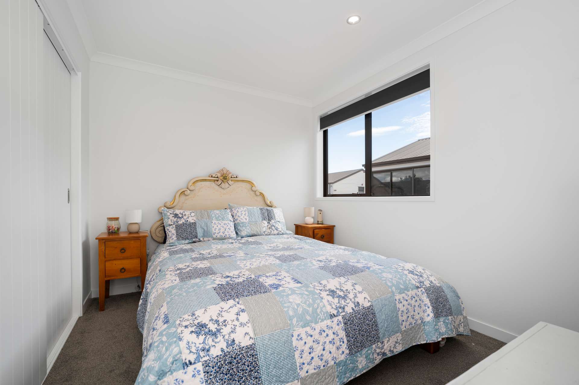 220/61 Golden Sands Drive photo 11