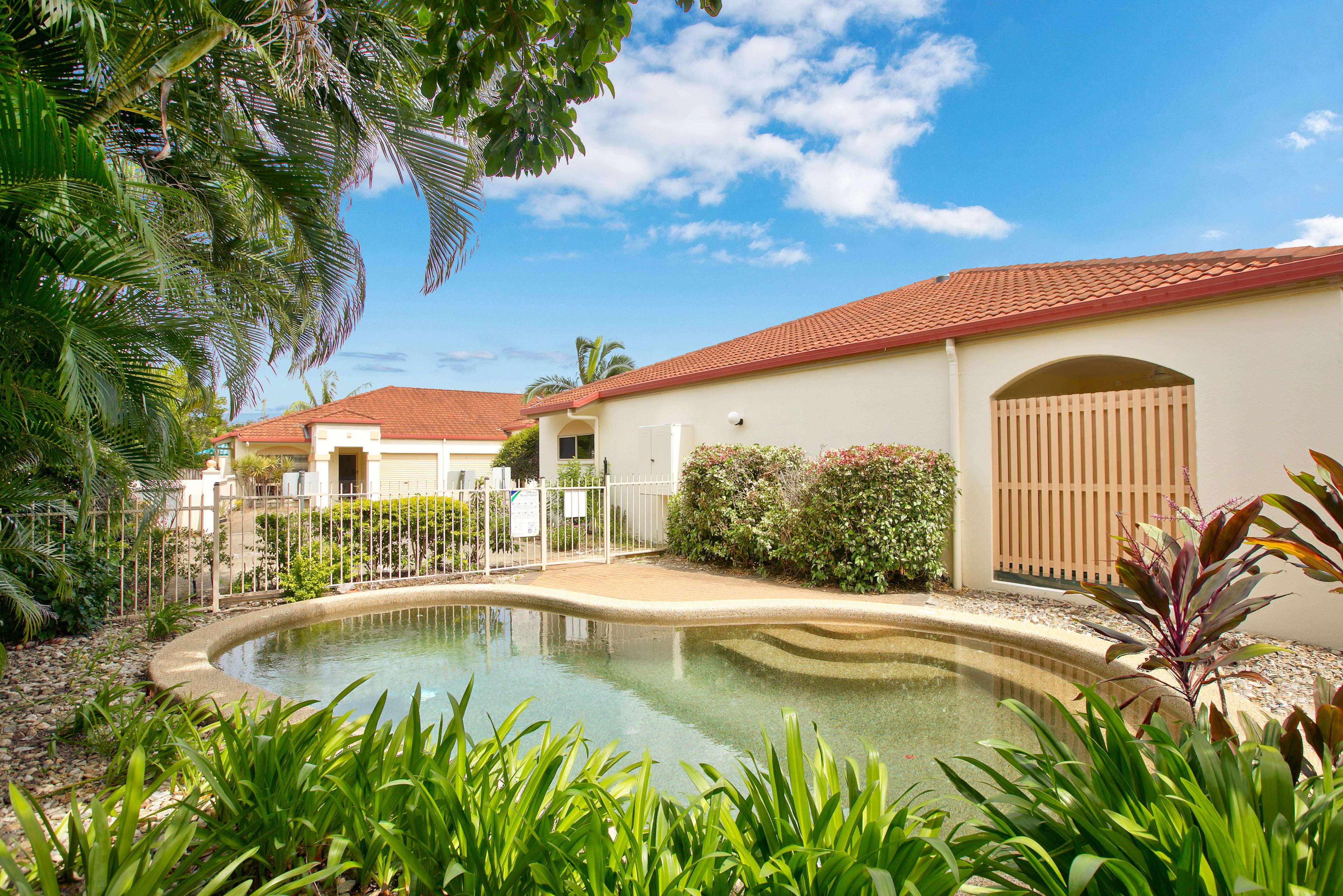 7/5-7 Oyster Court, Trinity Beach, QLD 4879