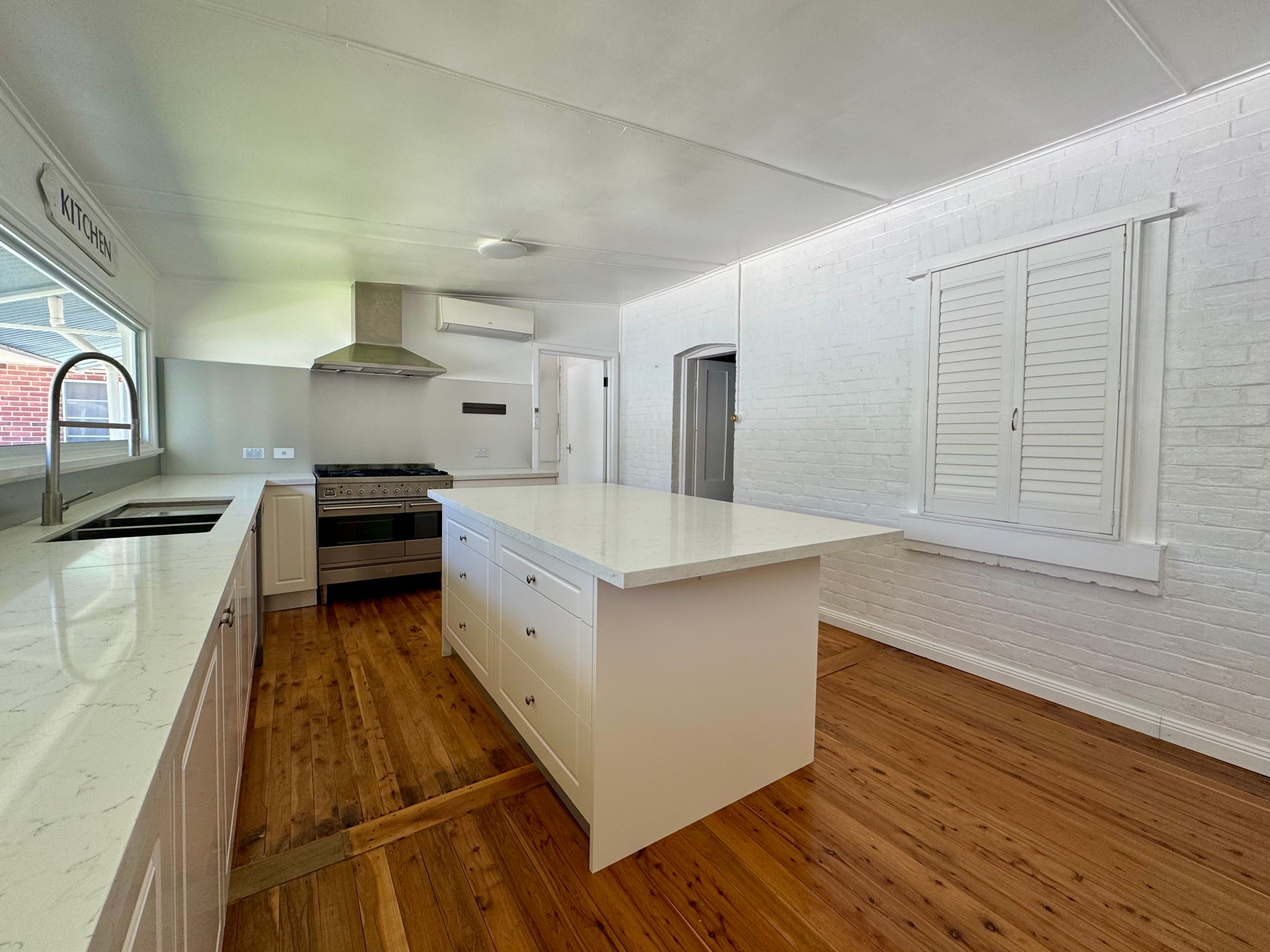 13B Wombat Street, Young, NSW 2594