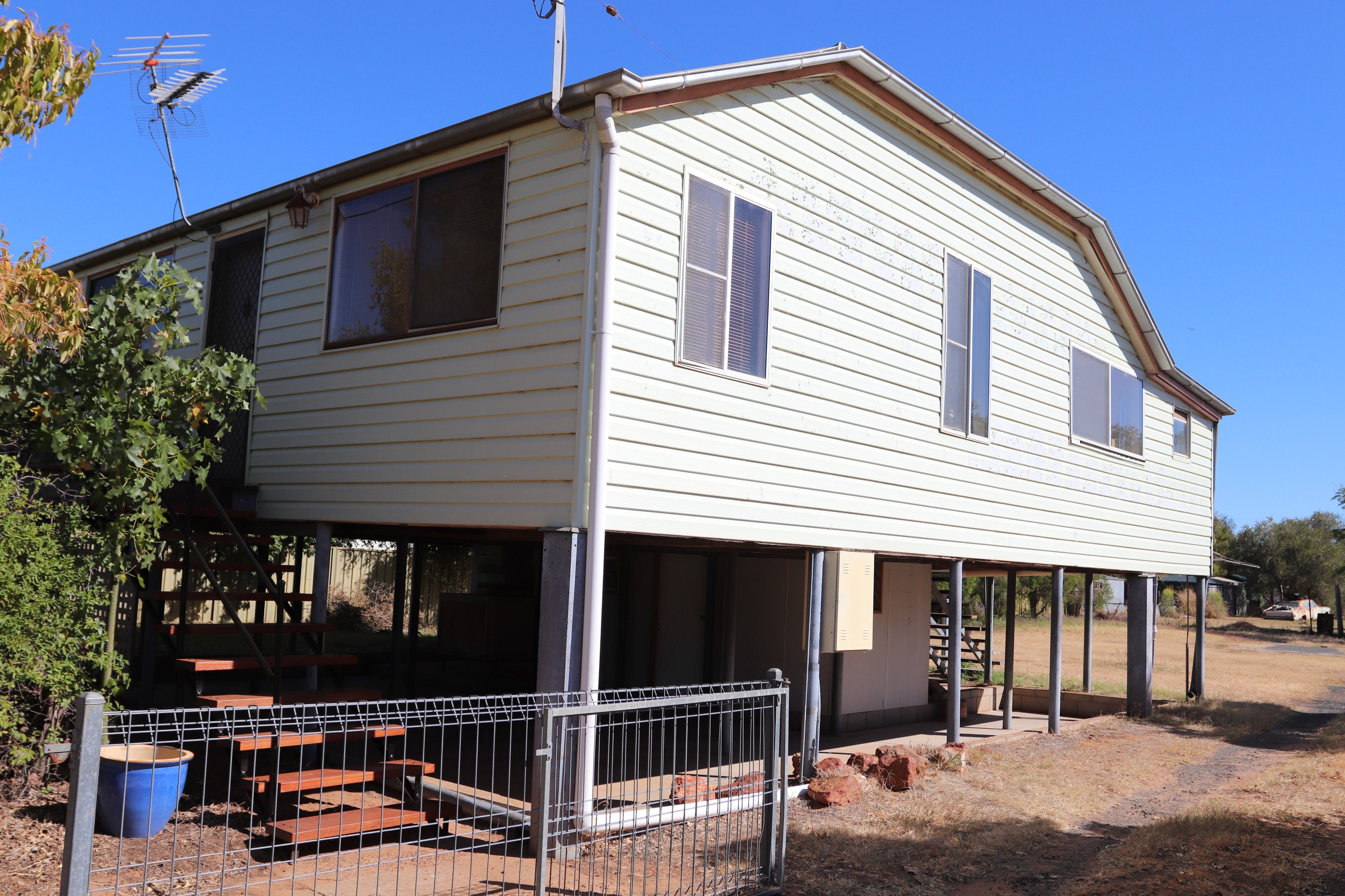 19 Edward Street, Charleville, QLD 4470 Leased House Ray White