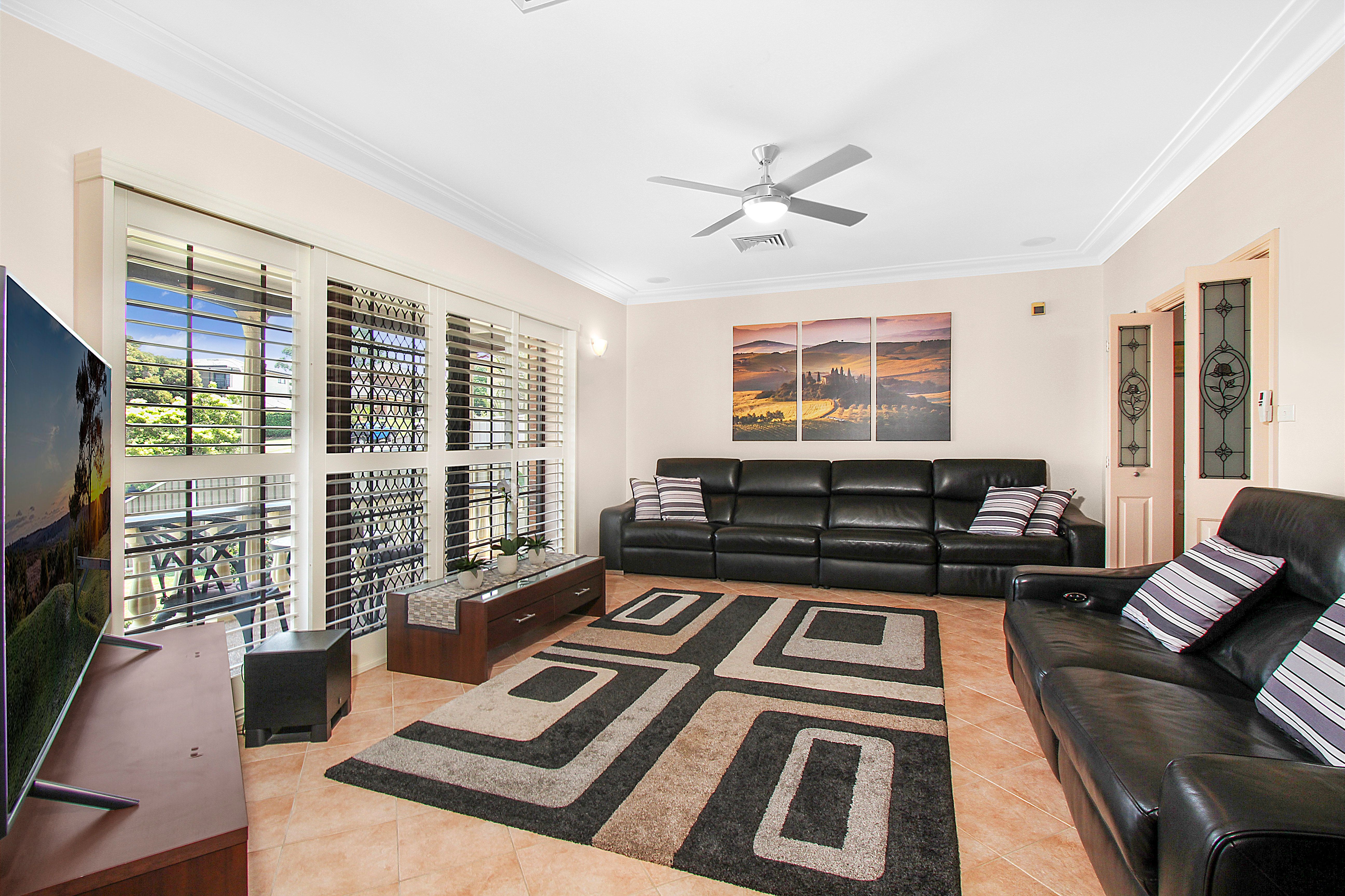 9 Franklin Place, Bossley Park, NSW 2176