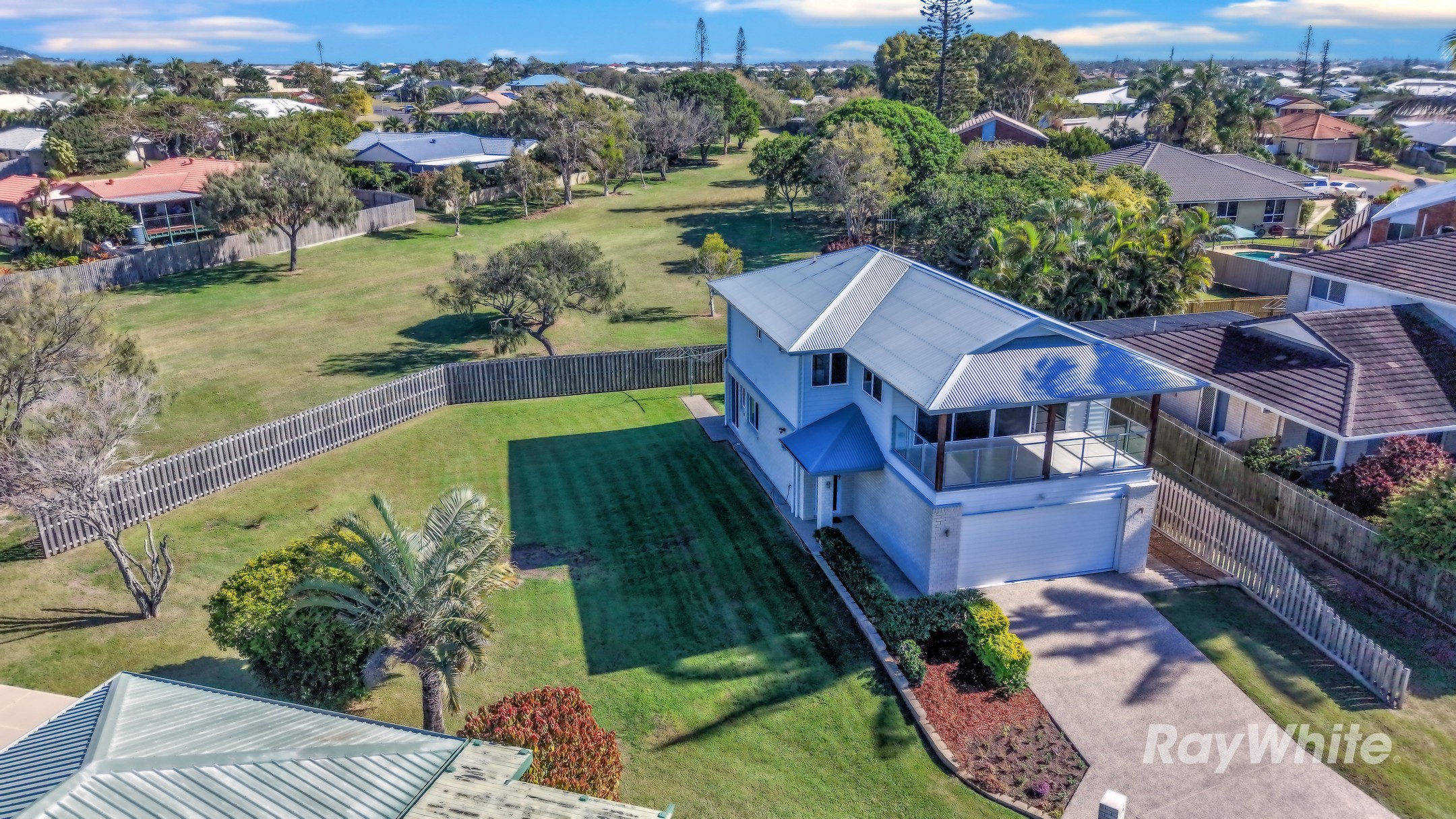 32 Oceanview Street, Bargara, QLD 4670