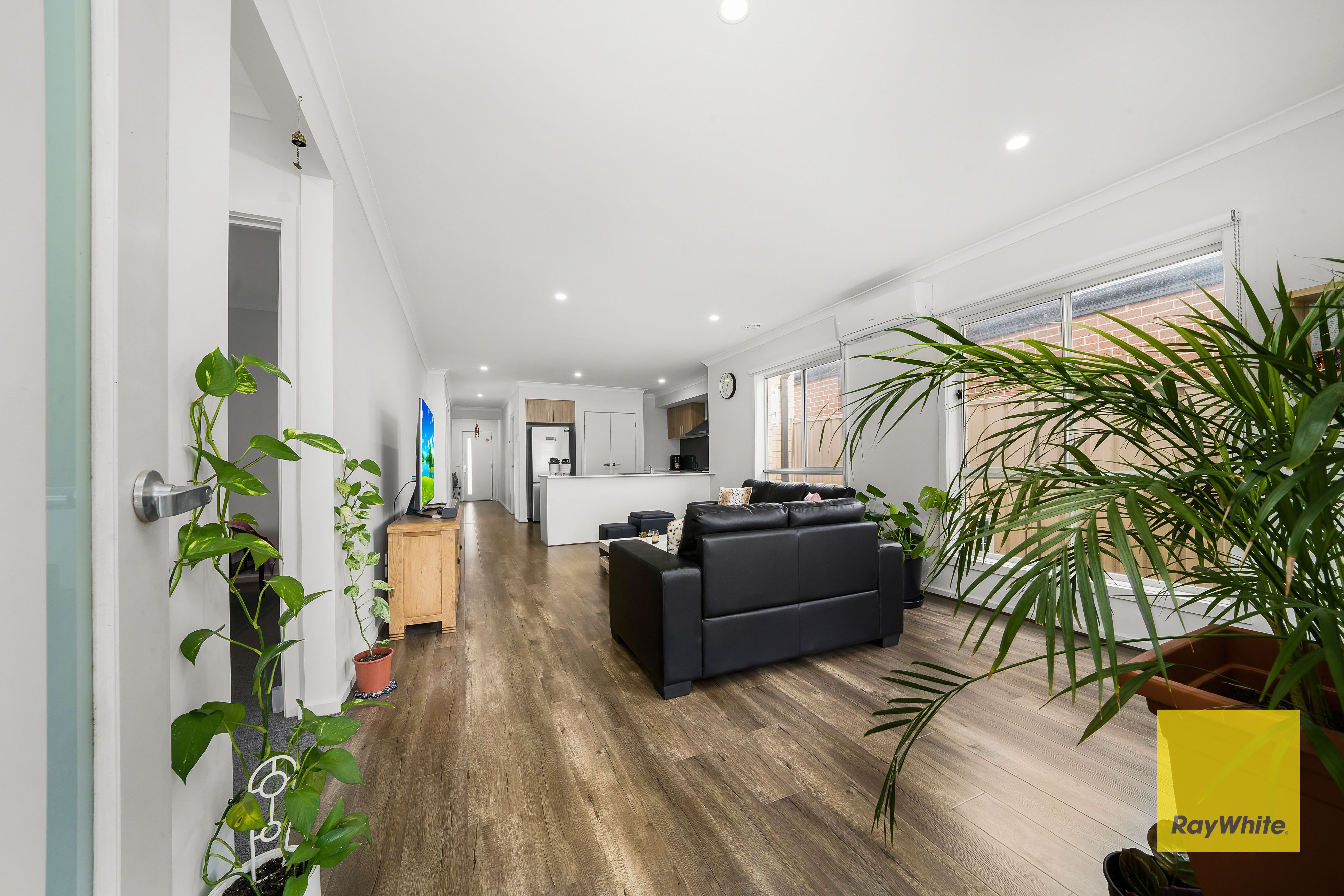 9 Willsher Walk, Wyndham Vale, VIC 3024