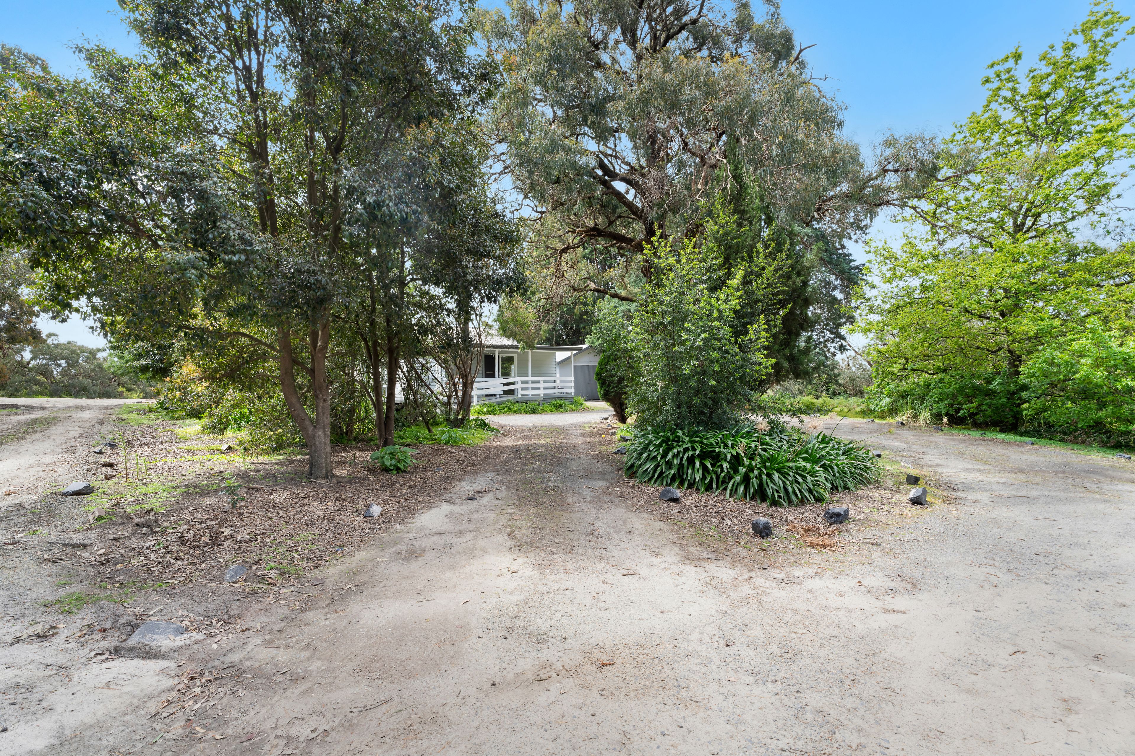705 Robinsons Road — photo 19 of 24