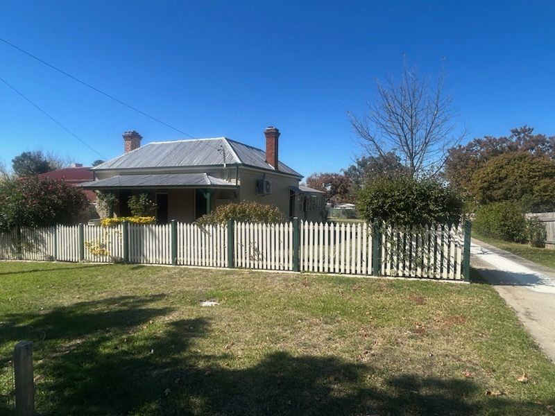 358 Peel Street, Bathurst, NSW 2795
