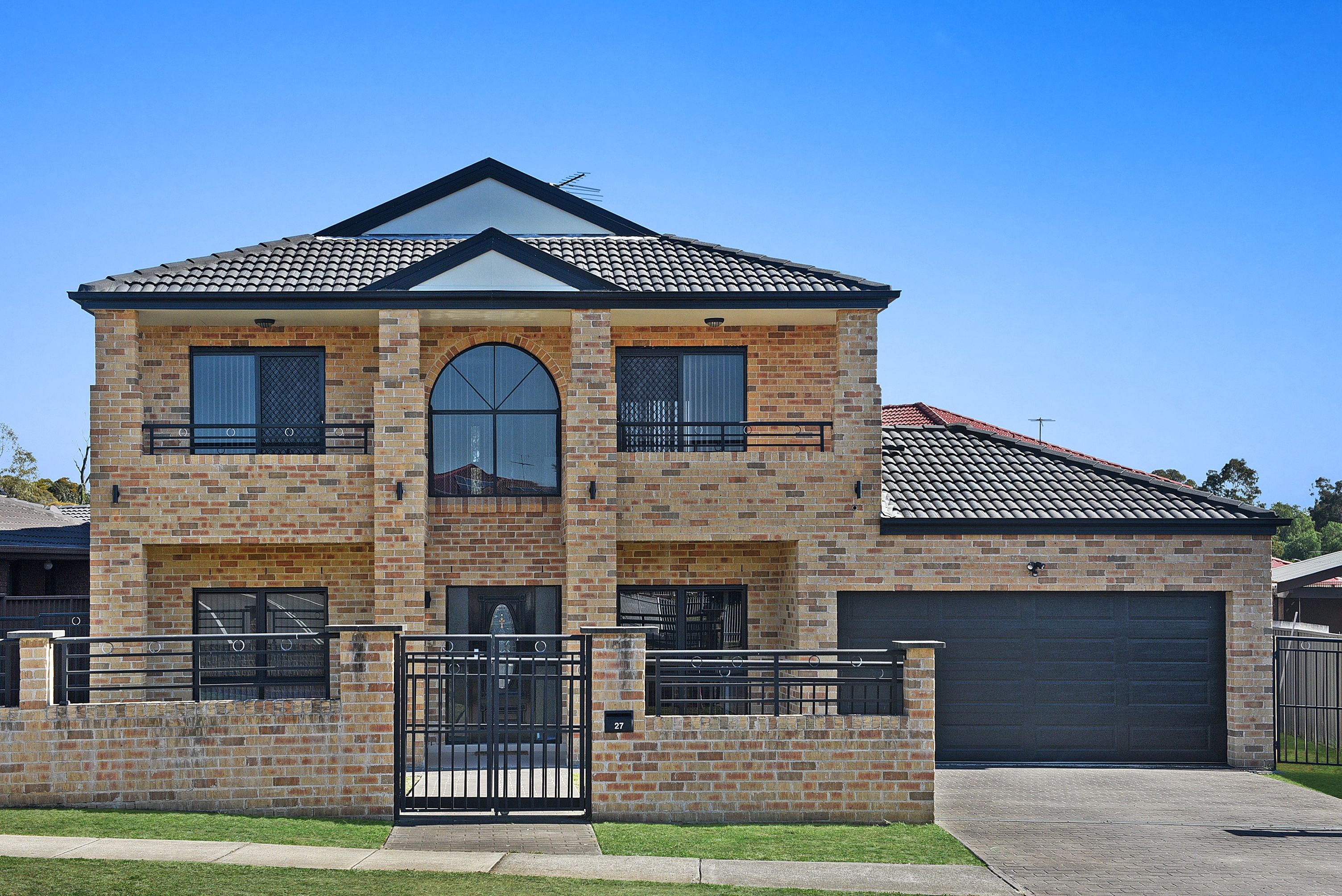27 Winburndale Road, Wakeley NSW 2176