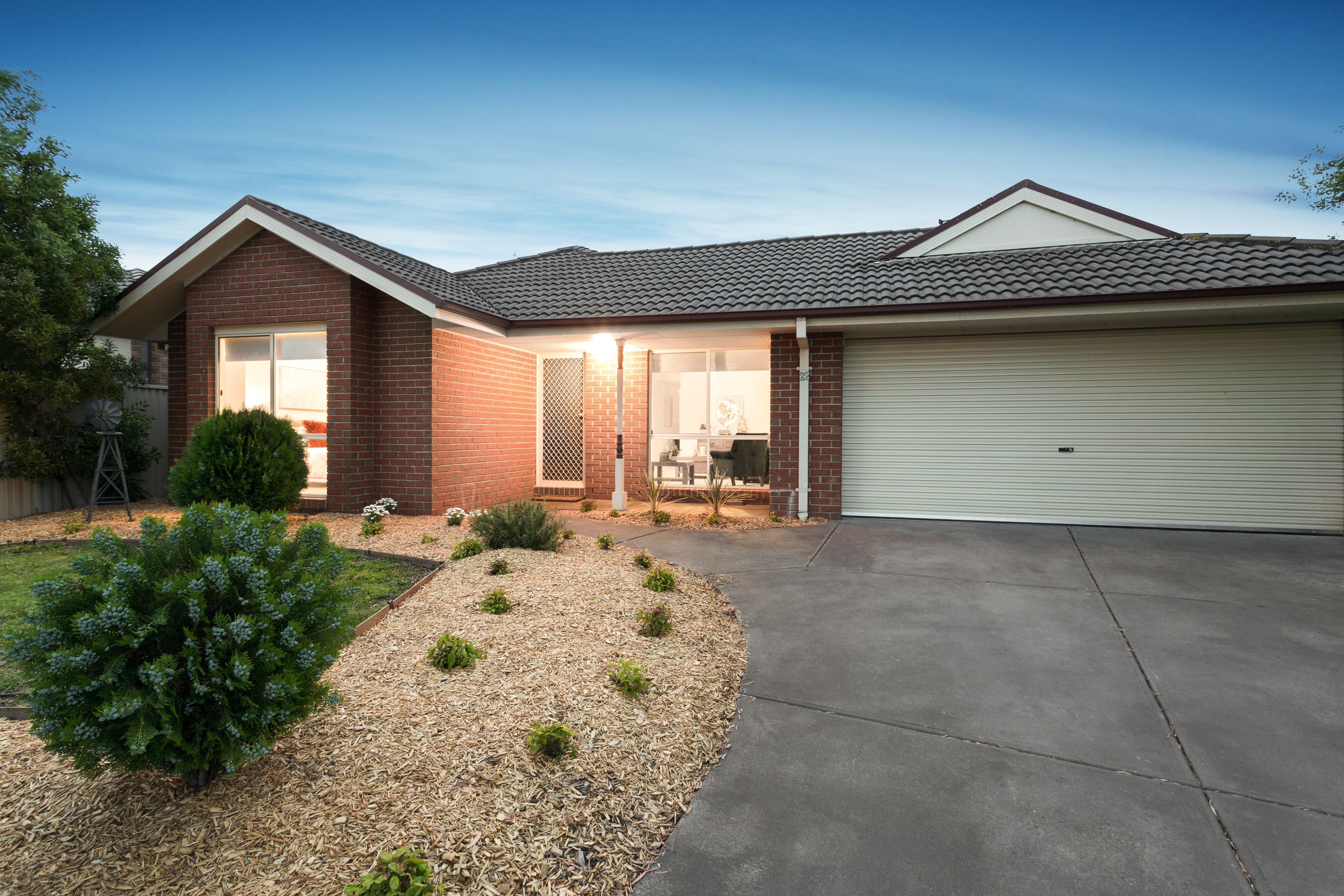 22 Ashwood Grove, Pakenham, VIC 3810