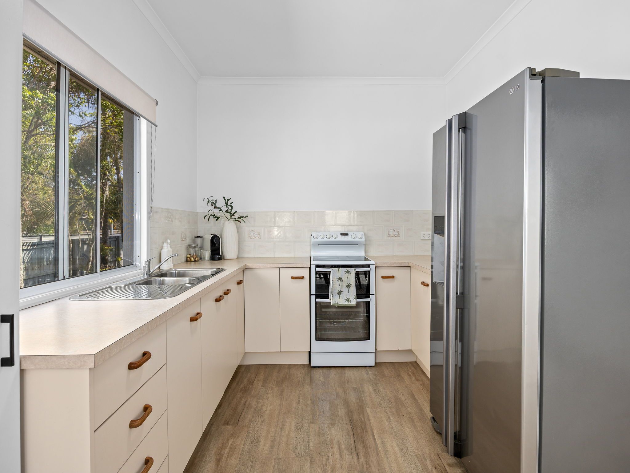 8 Hardwood Road, Landsborough, QLD 4550