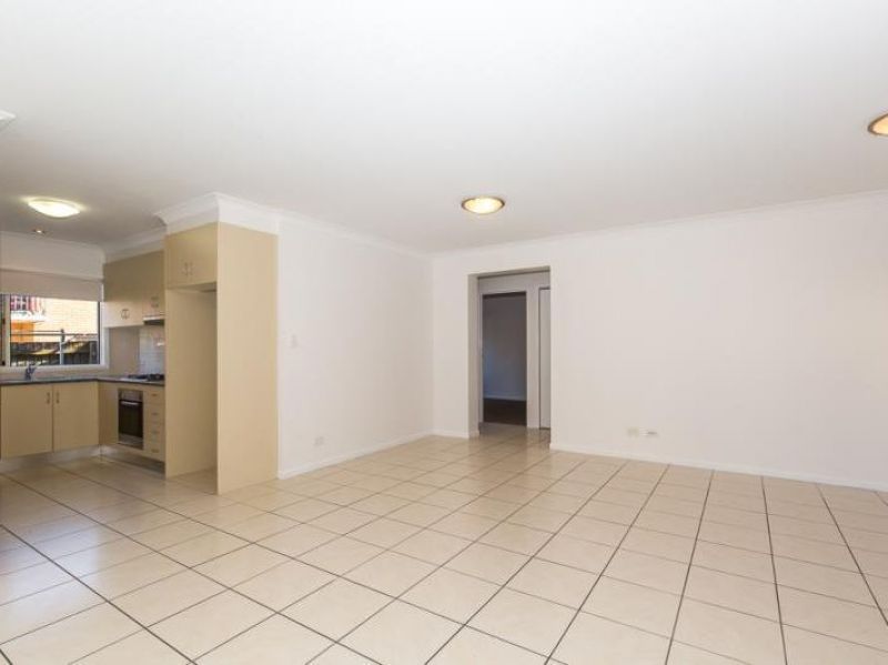 6/10 Halcomb Street, Zillmere, QLD 4034