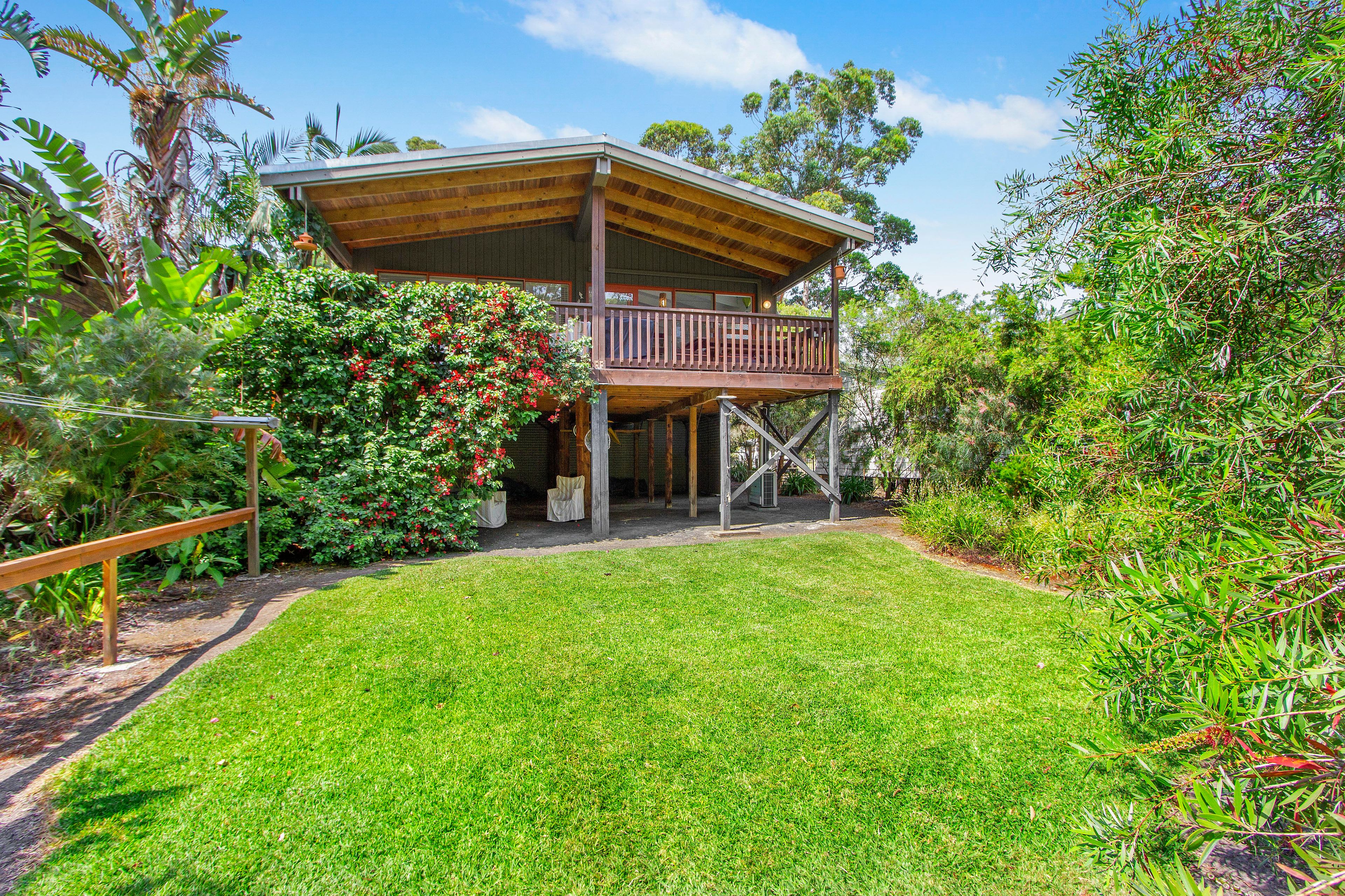 166 Sunset Strip, Manyana NSW 2539