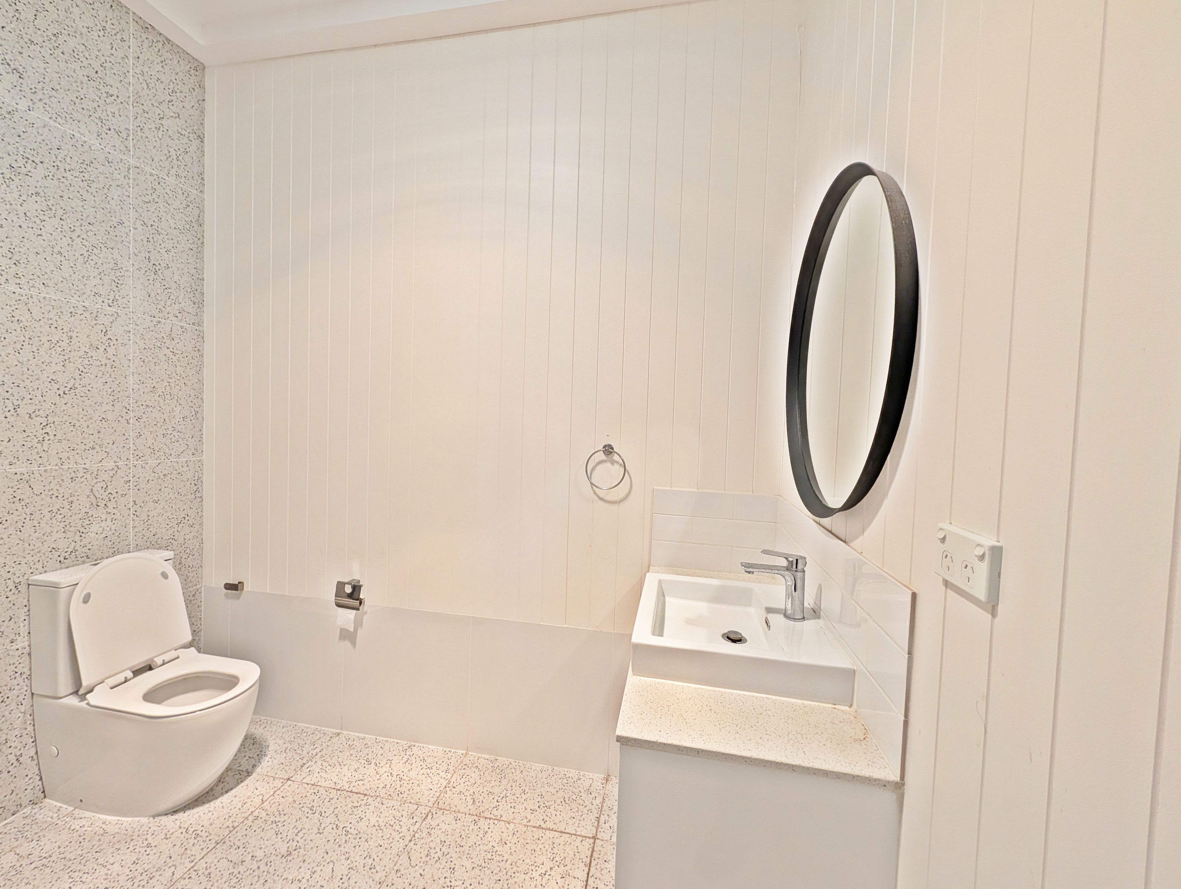 76A Lawrence Hargrave Road — photo 10 of 17