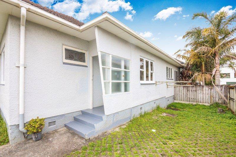 2/272 Balmoral Road, Balmoral, Auckland City Real Estate Ray White