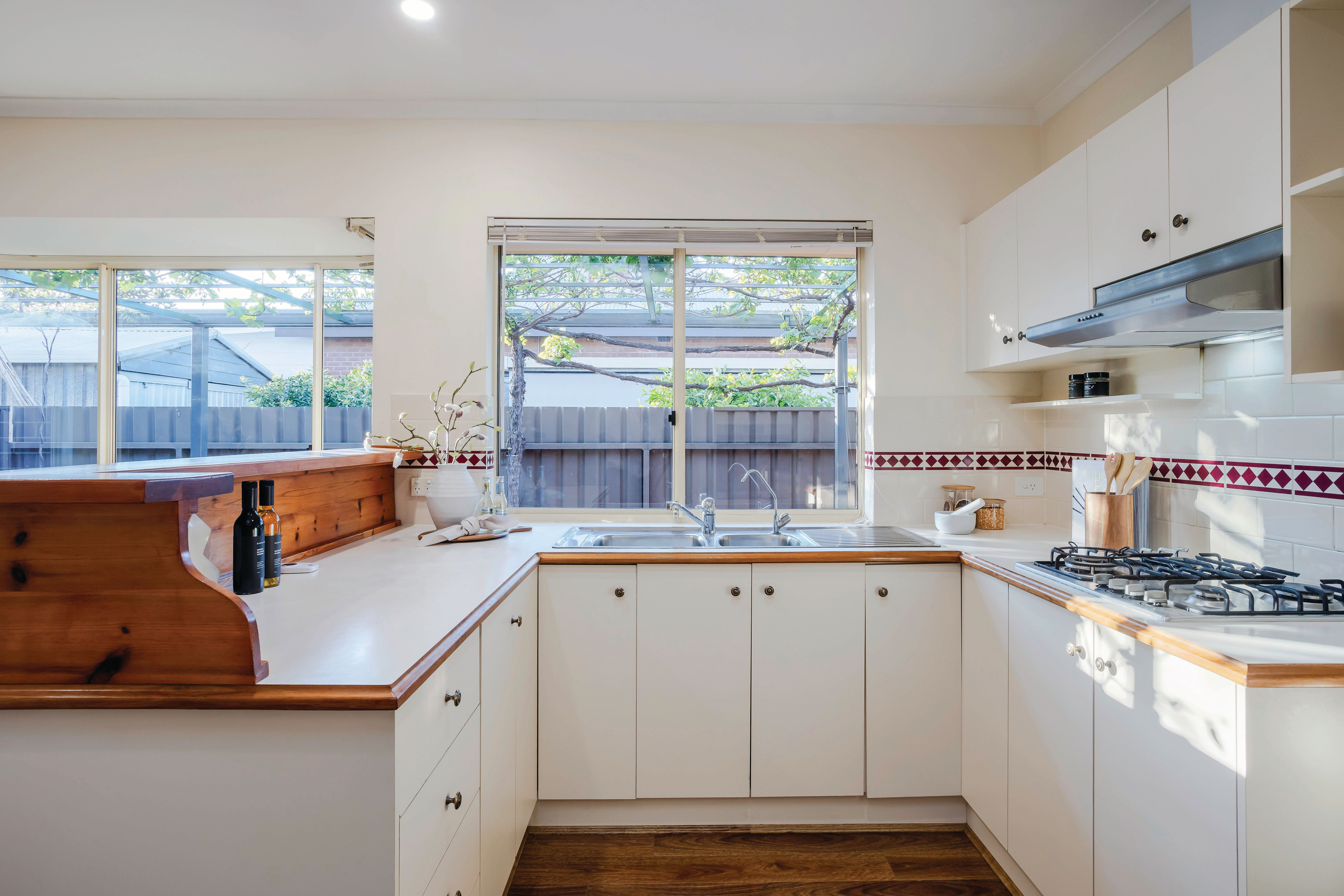 24 Coombe Road — photo 10 of 30