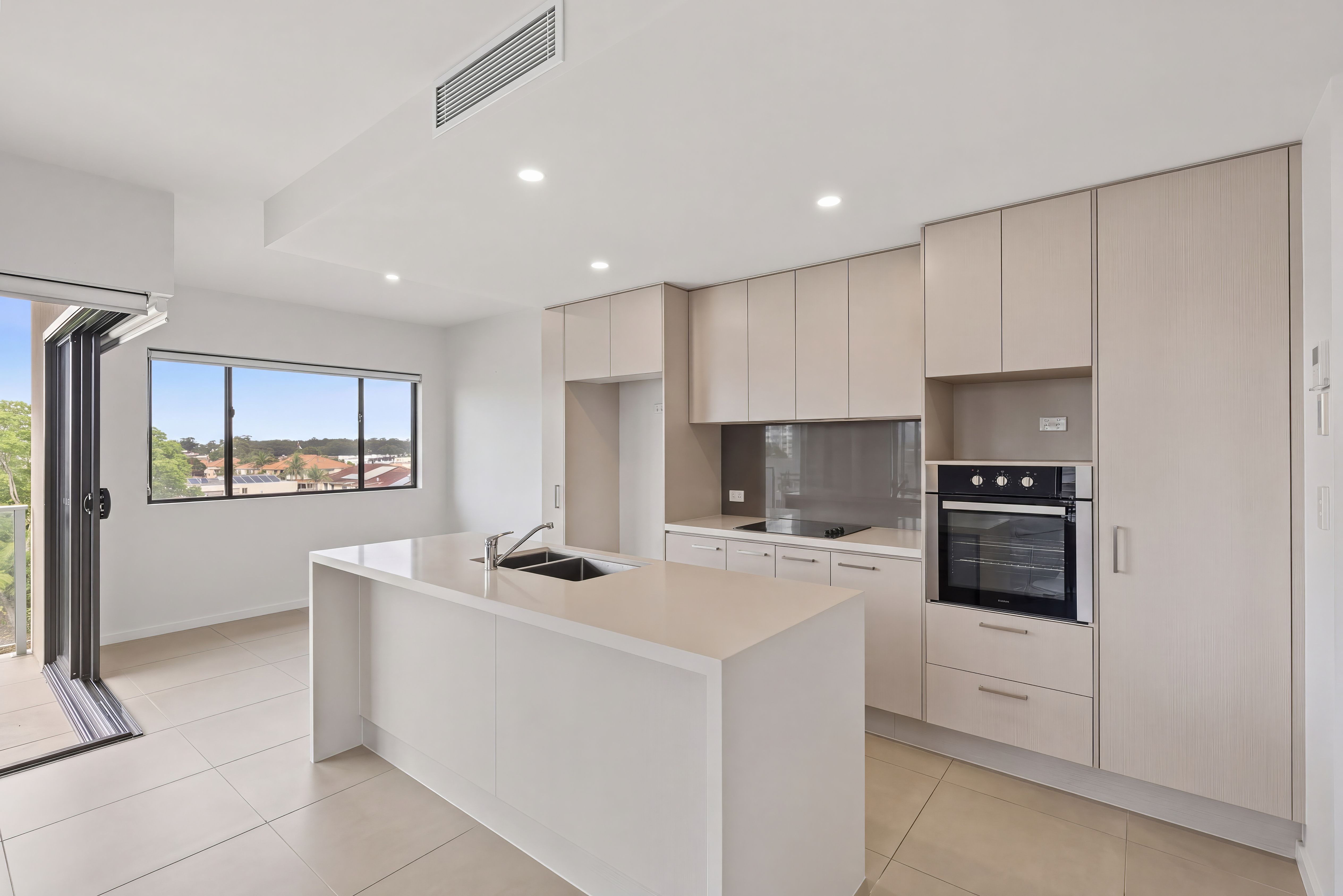 608/11 Andrews Street — photo 6 of 19