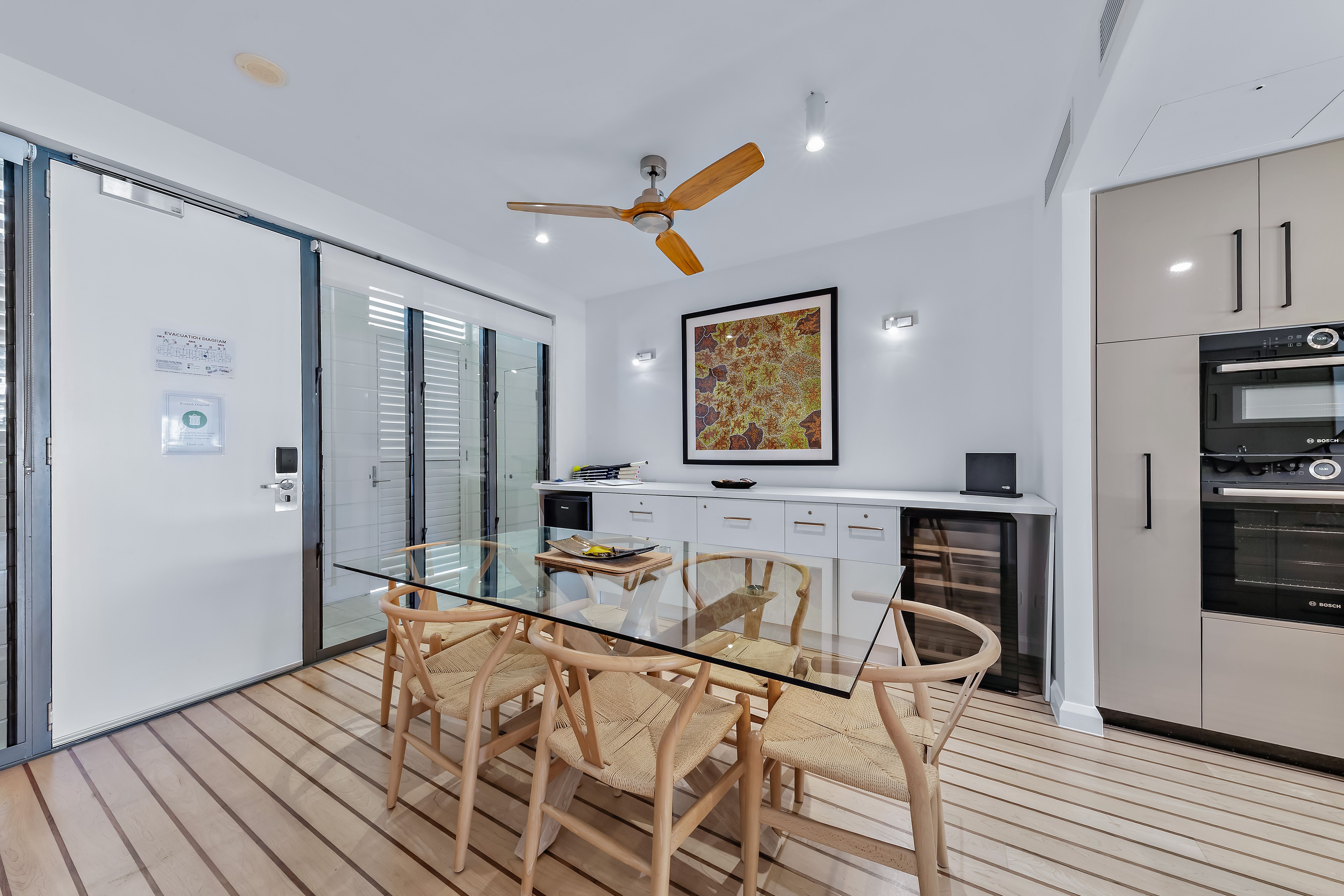 204/33 Port Drive — photo 10 of 18